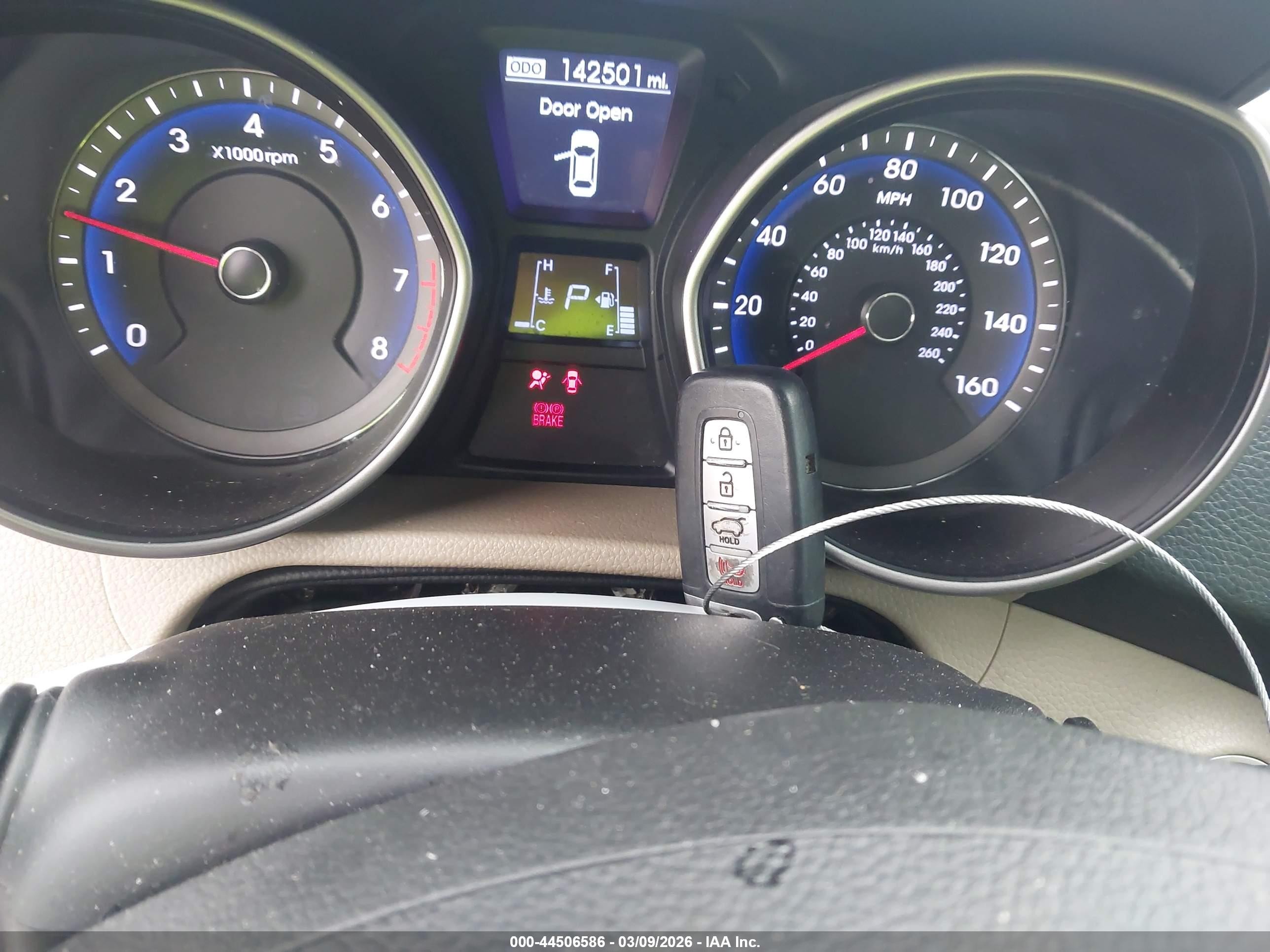 2013 Hyundai Elantra Gt   Black vin: KMHD35LE1DU047352