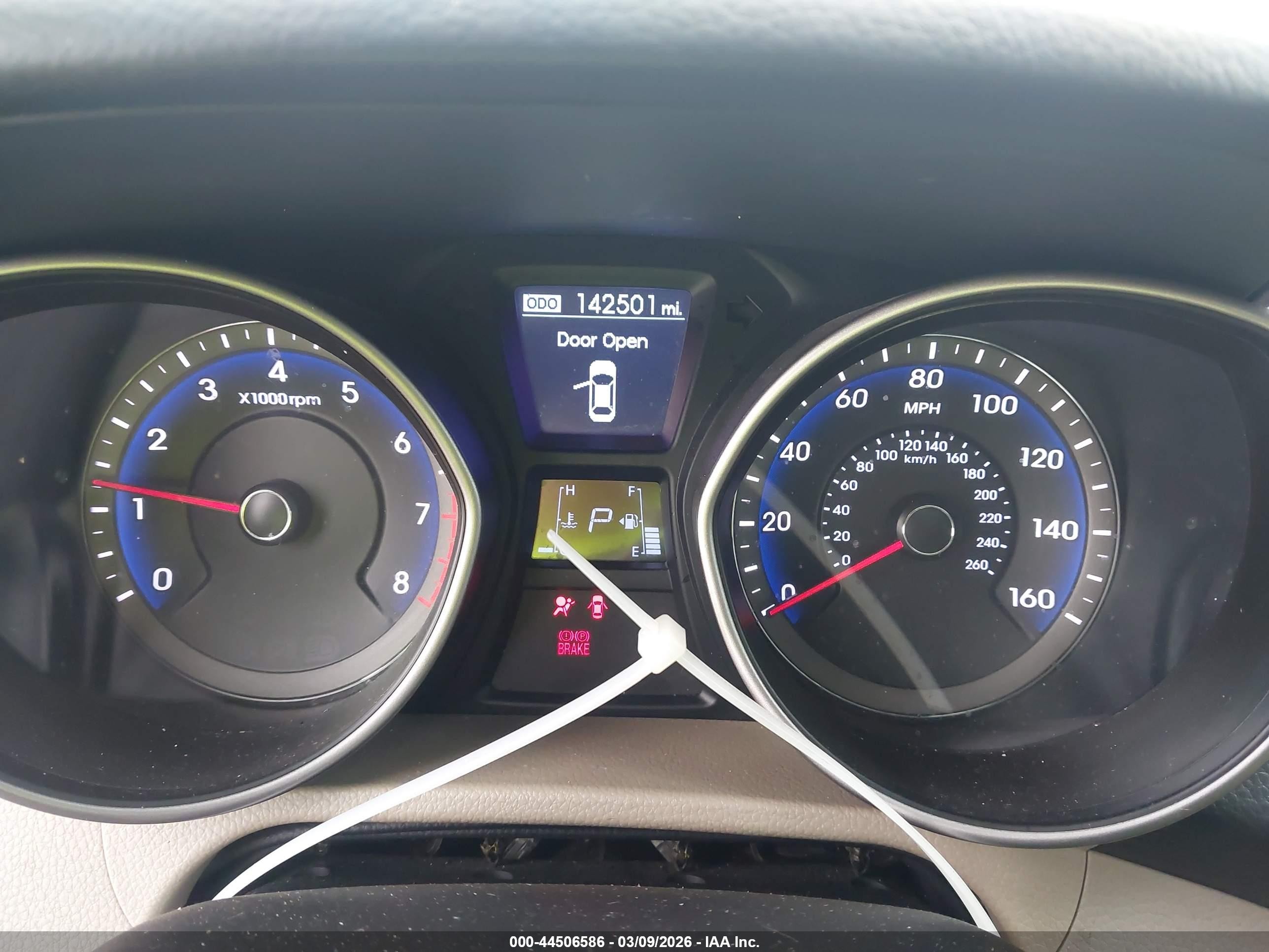 2013 Hyundai Elantra Gt   Black vin: KMHD35LE1DU047352