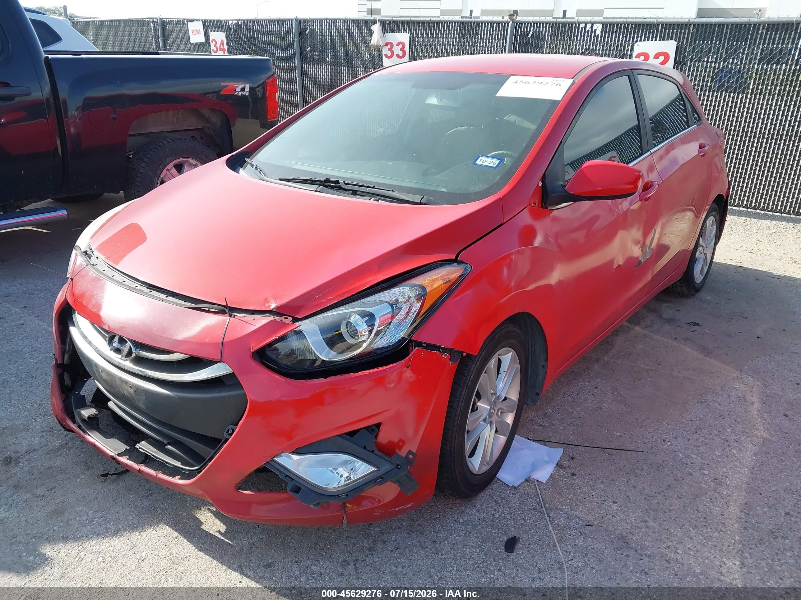 2013 Hyundai Elantra Gt Red vin: KMHD35LE1DU063213