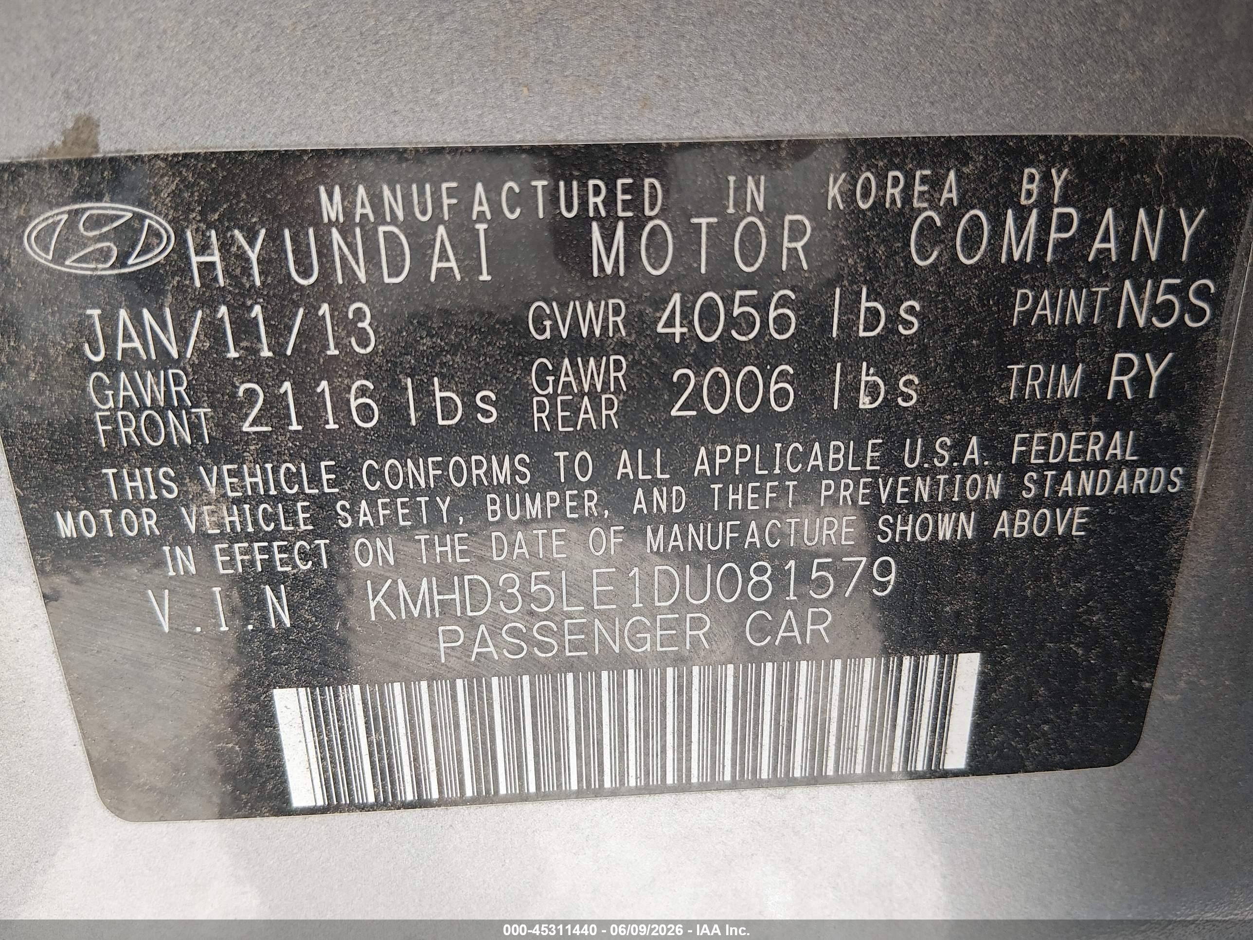 2013 Hyundai Elantra Gt   Gray vin: KMHD35LE1DU081579