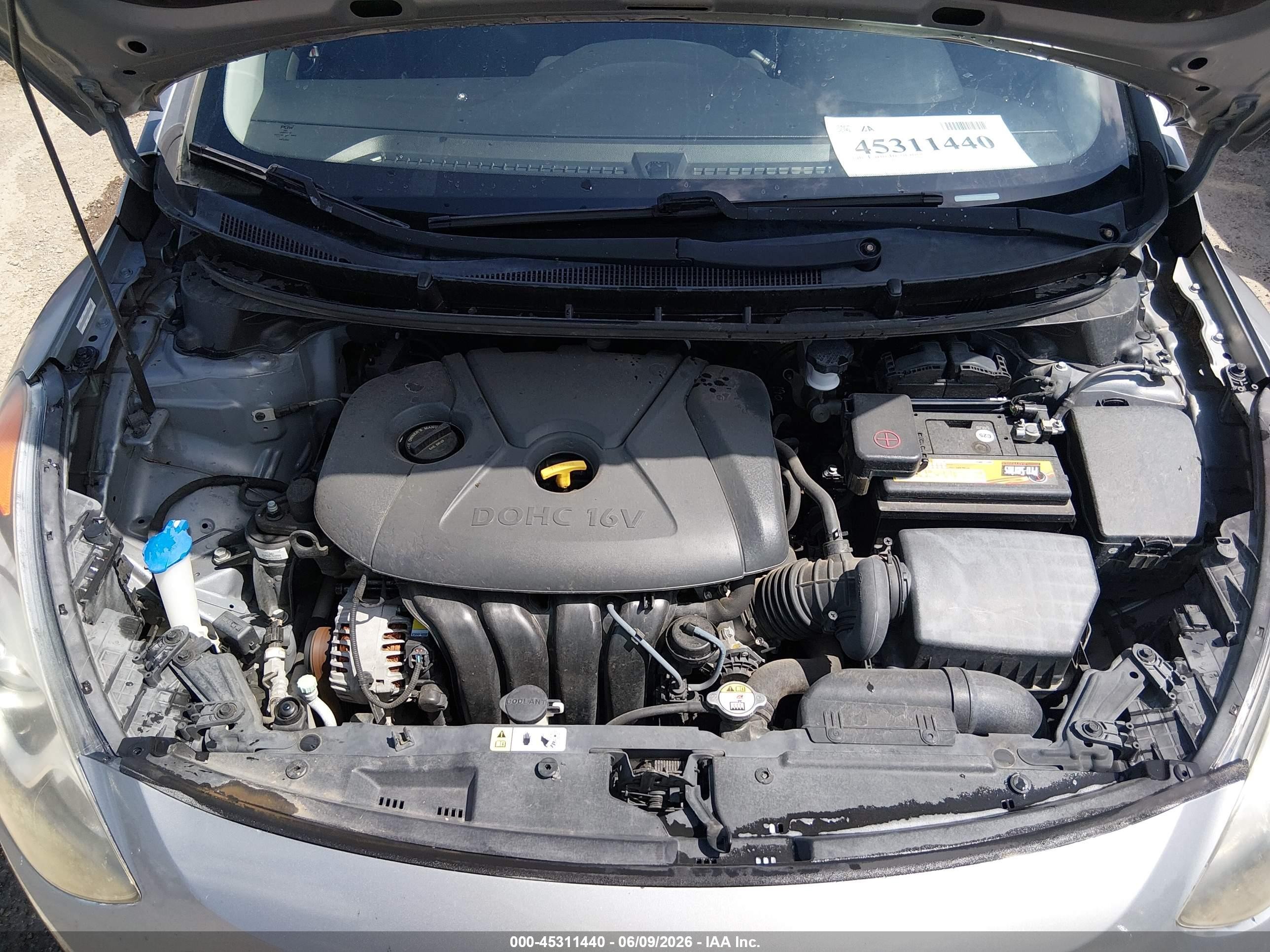 2013 Hyundai Elantra Gt   Gray vin: KMHD35LE1DU081579