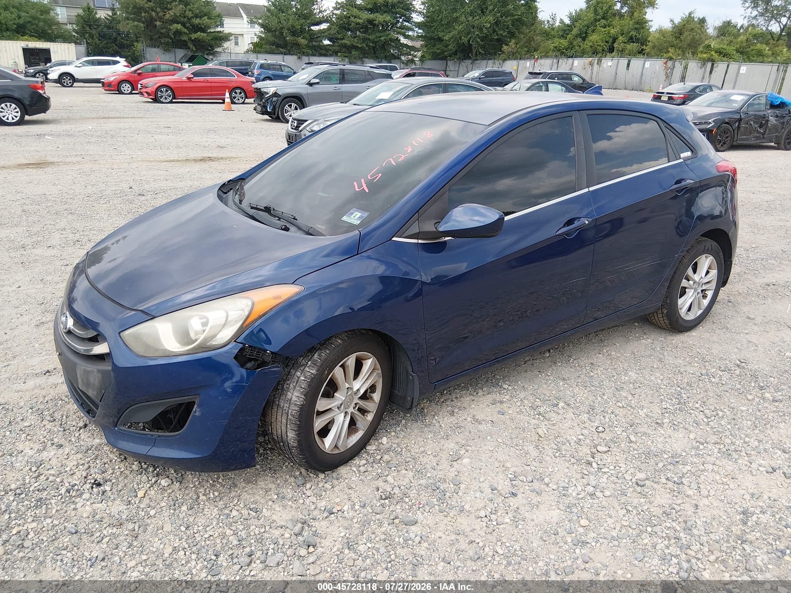 2013 Hyundai Elantra Gt   Blue vin: KMHD35LE1DU086393