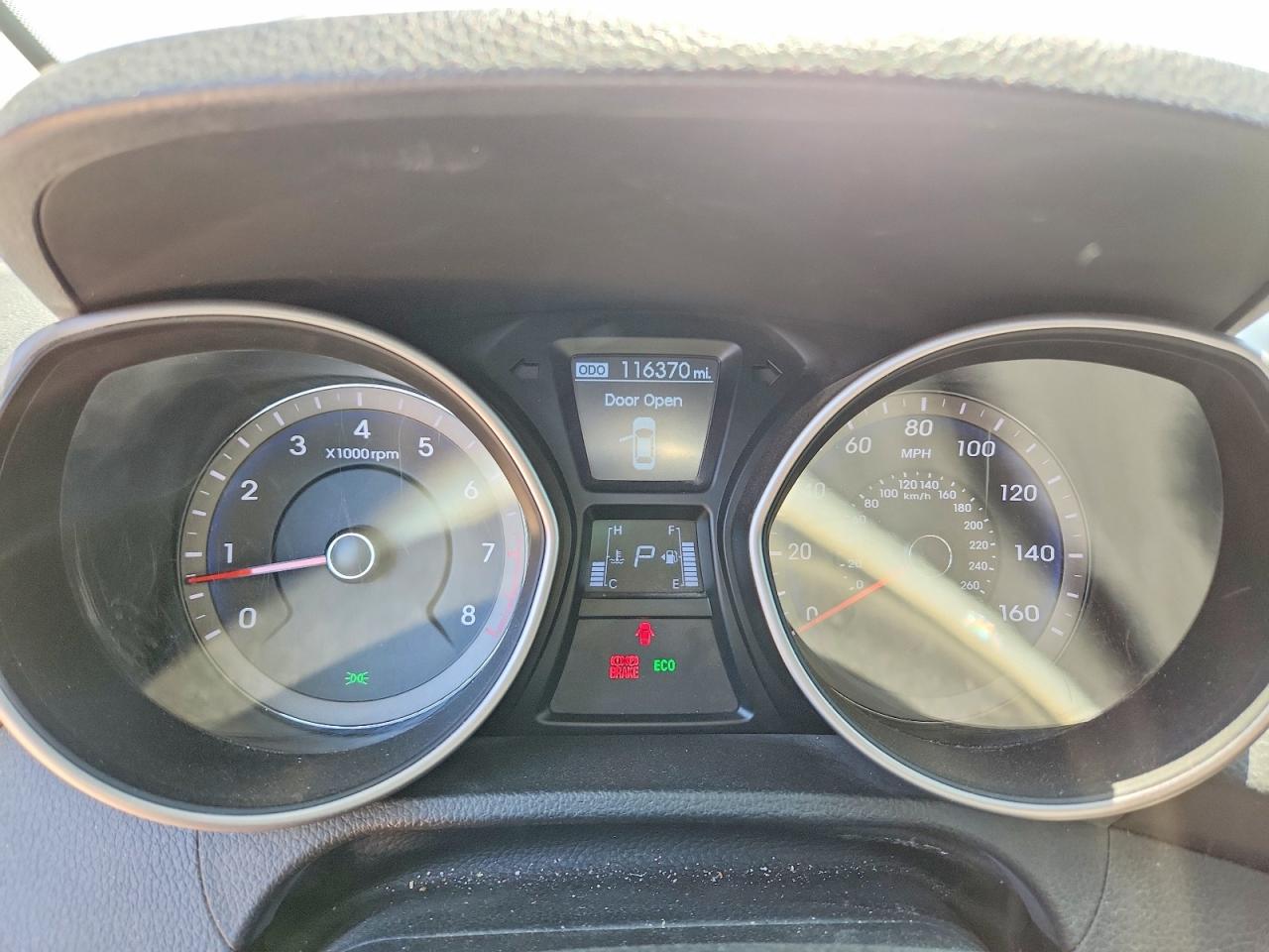 2013 Hyundai Elantra Gt Base Silver vin: KMHD35LE1DU114757