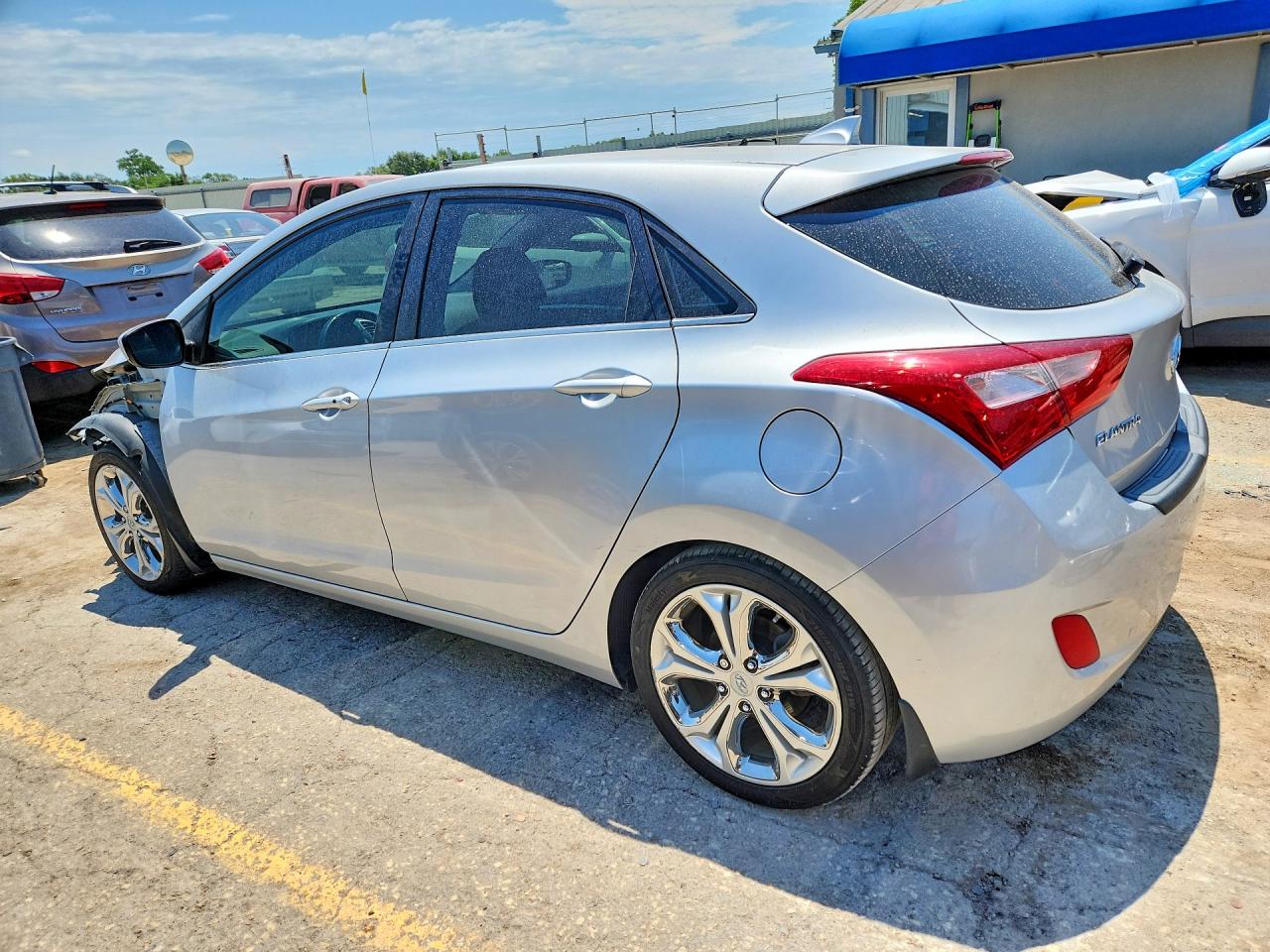 2013 Hyundai Elantra Gt Base Silver vin: KMHD35LE1DU114757