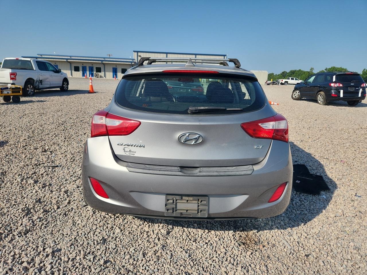 2013 Hyundai Elantra Gt Base Серебряный vin: KMHD35LE1DU126486
