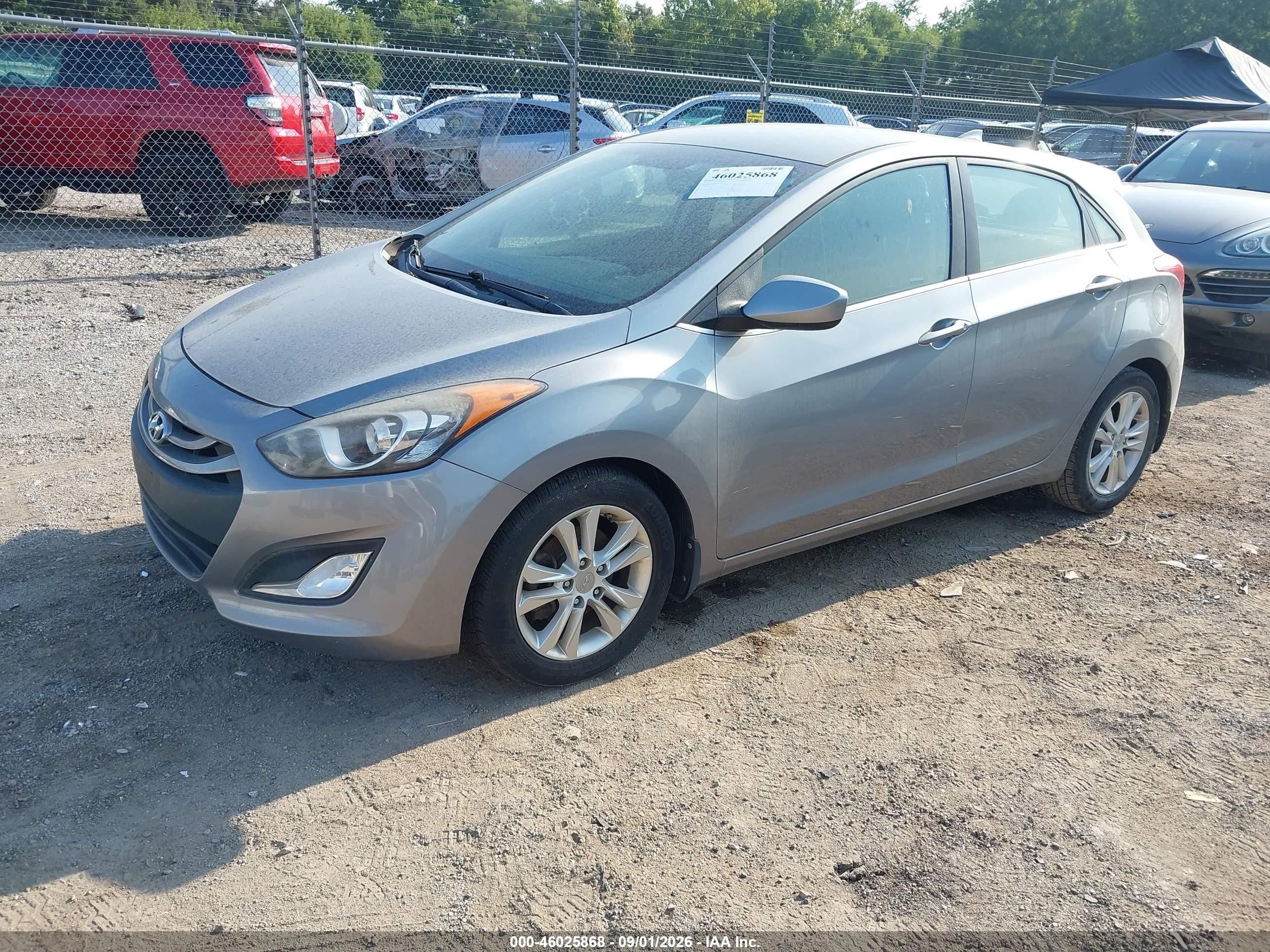 2013 Hyundai Elantra Gt   Серый vin: KMHD35LE1DU129923