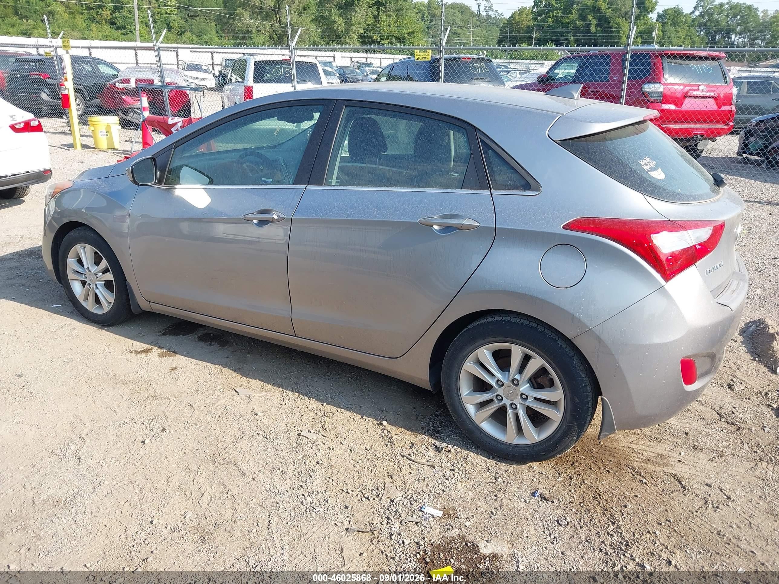 2013 Hyundai Elantra Gt   Серый vin: KMHD35LE1DU129923