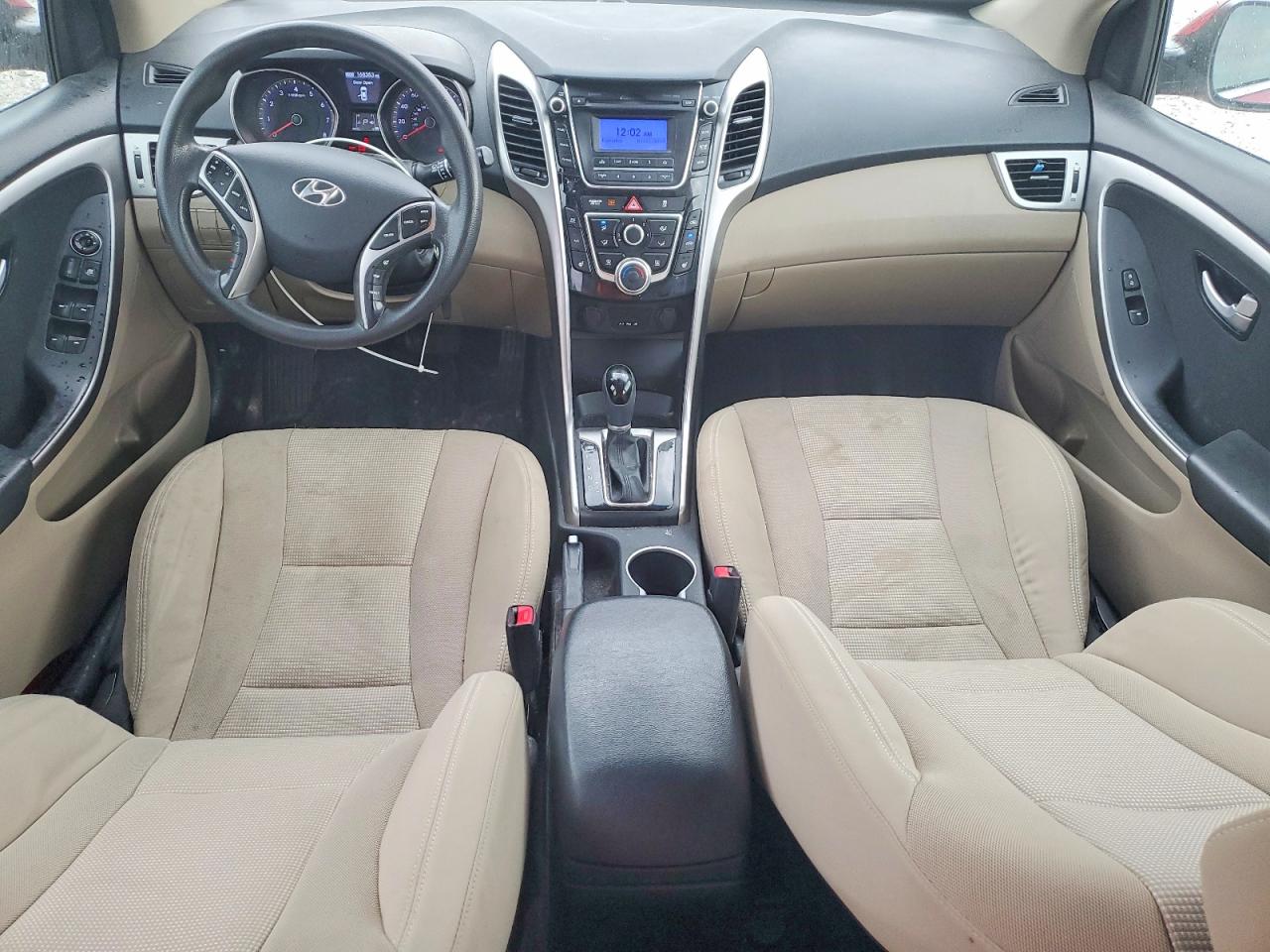 2013 Hyundai Elantra Gt Base Red vin: KMHD35LE1DU136340