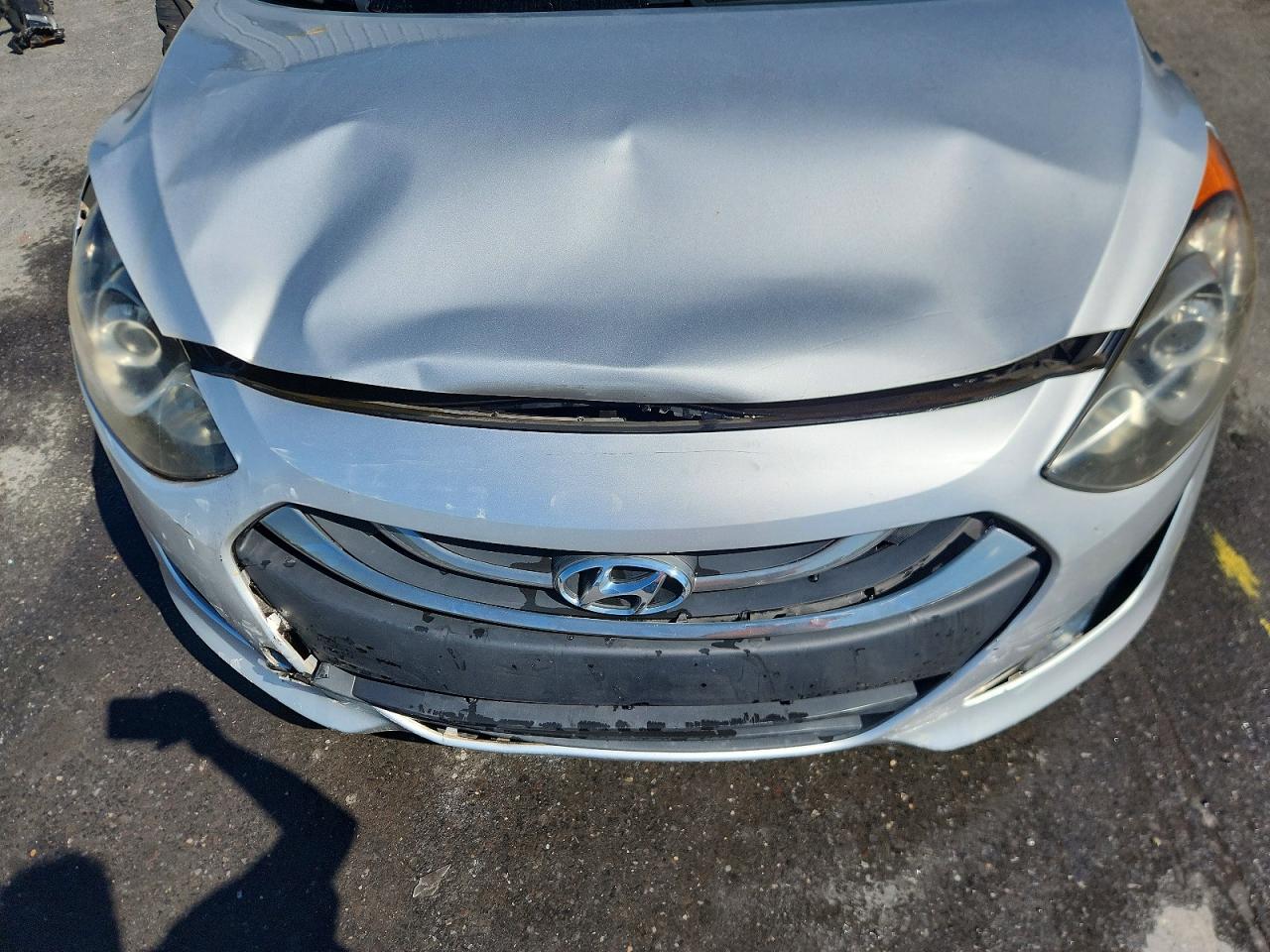 2013 Hyundai Elantra Gt Base Silver vin: KMHD35LE1DU147256