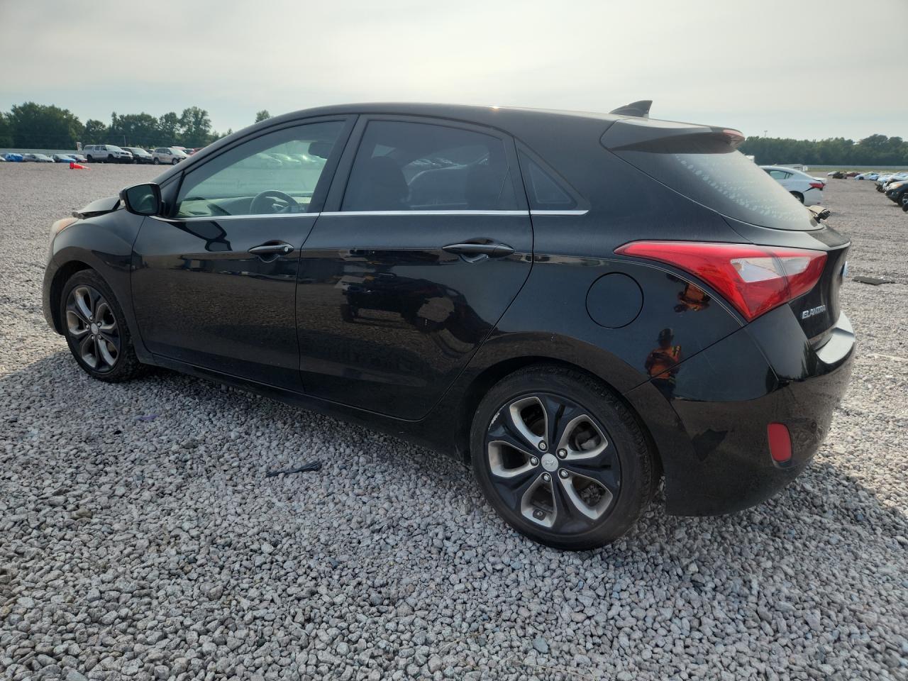 2013 Hyundai Elantra Gt Base Black vin: KMHD35LE2DU020838