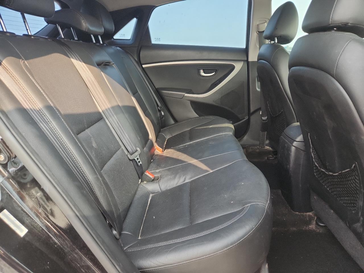 2013 Hyundai Elantra Gt Base Black vin: KMHD35LE2DU020838