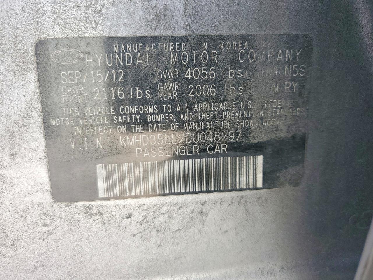 2013 Hyundai Elantra Gt Base Silver vin: KMHD35LE2DU048297