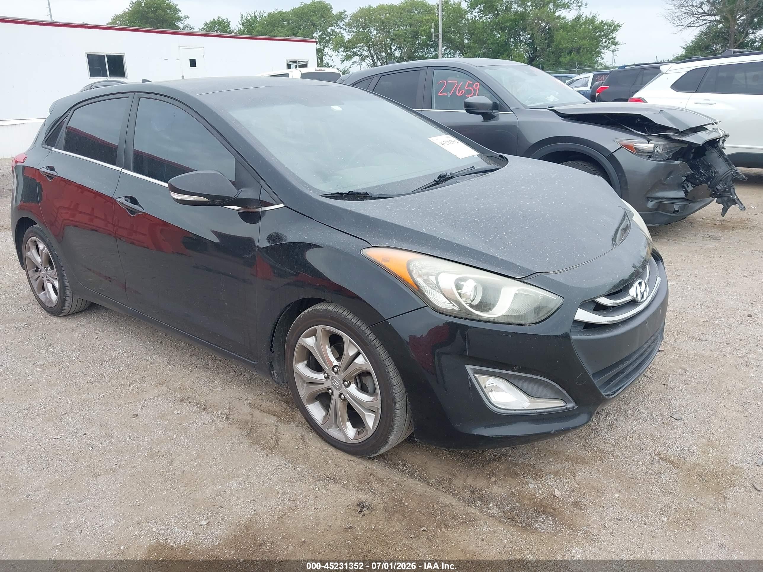 2013 Hyundai Elantra Gt   Black vin: KMHD35LE2DU060207