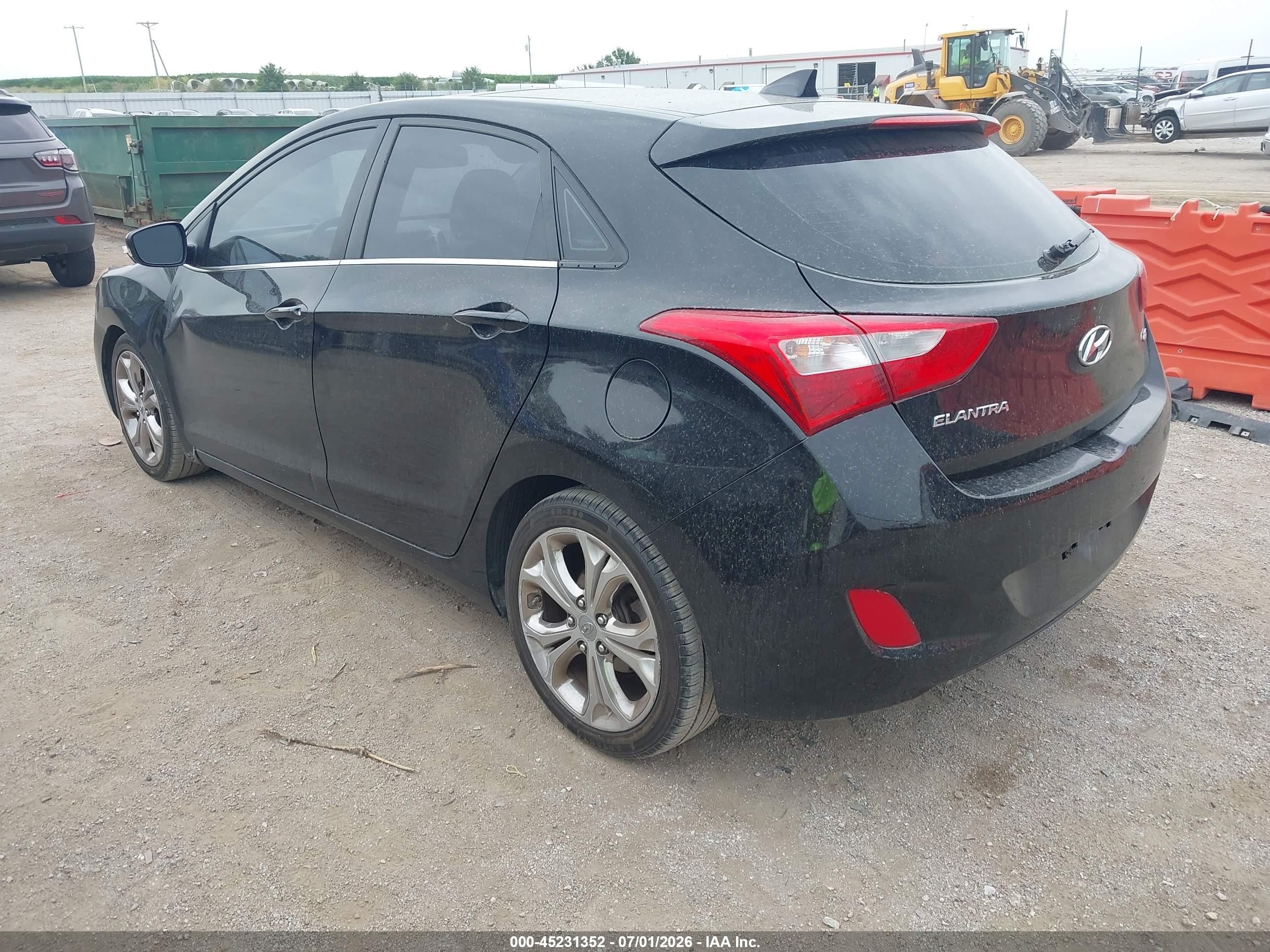 2013 Hyundai Elantra Gt   Black vin: KMHD35LE2DU060207
