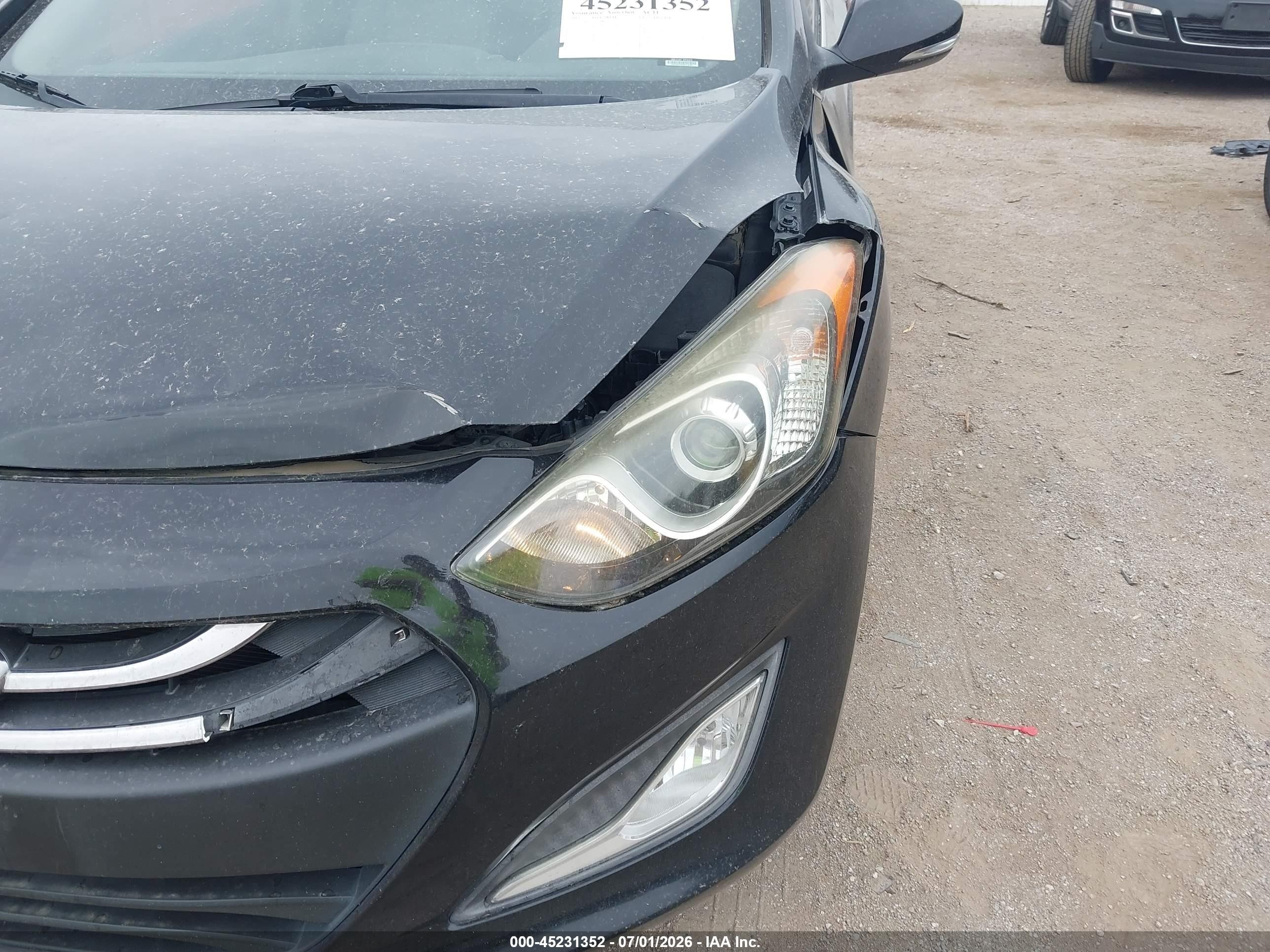 2013 Hyundai Elantra Gt   Black vin: KMHD35LE2DU060207