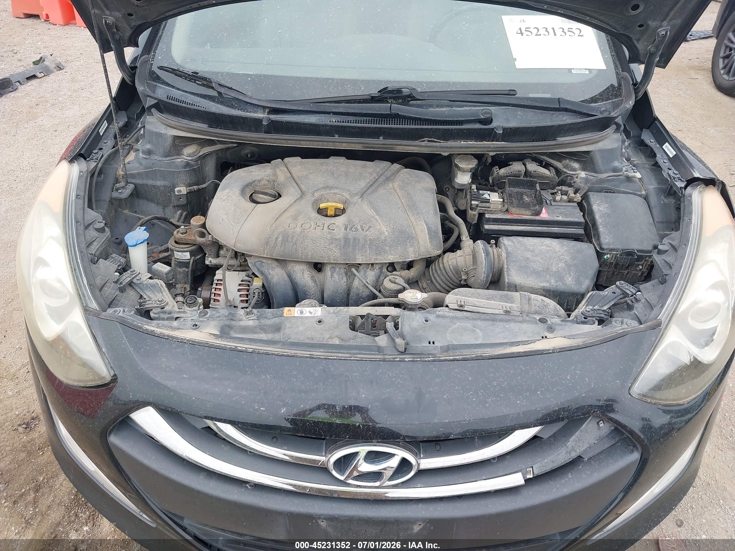 2013 Hyundai Elantra Gt   Black vin: KMHD35LE2DU060207