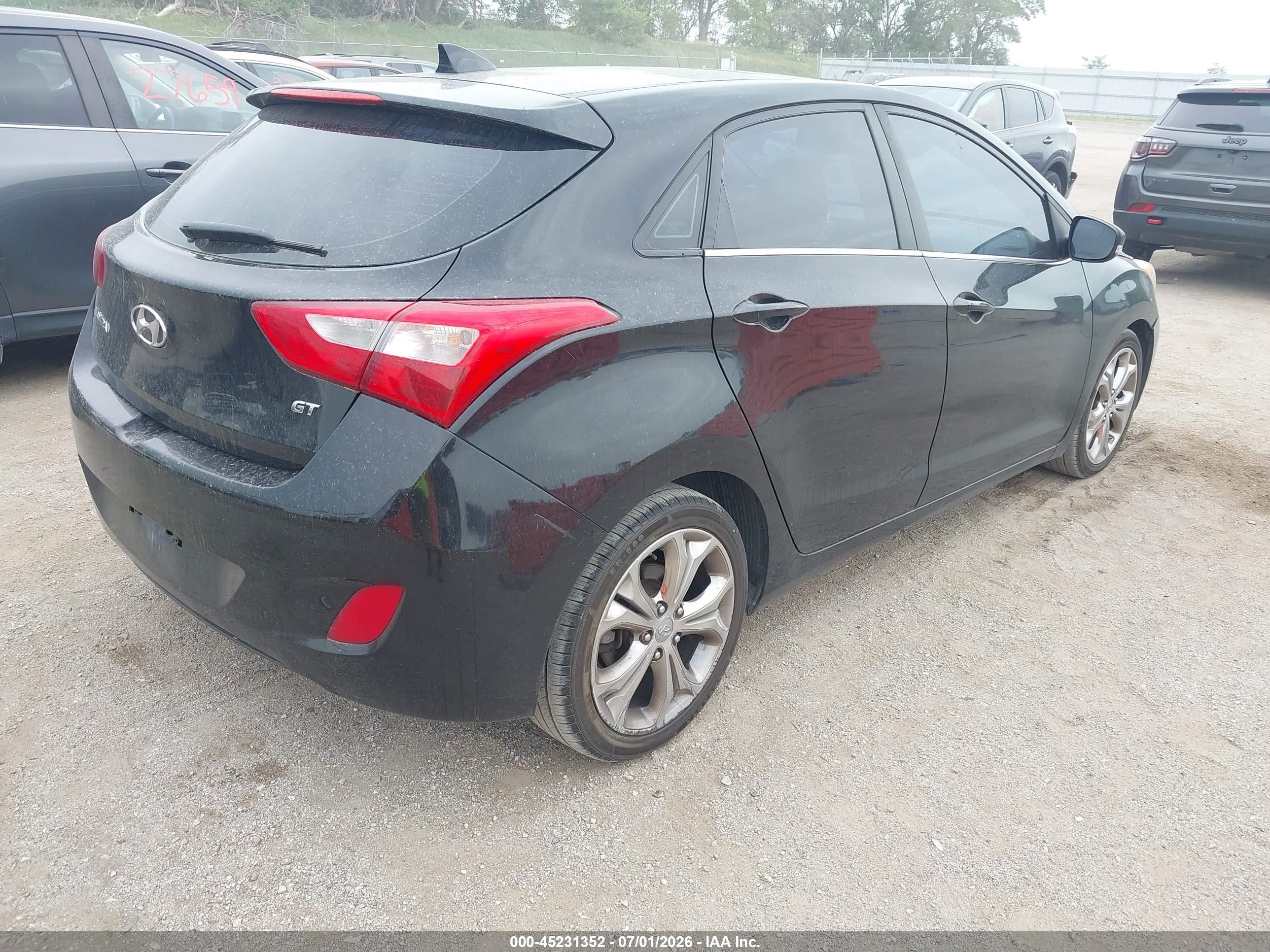 2013 Hyundai Elantra Gt   Black vin: KMHD35LE2DU060207