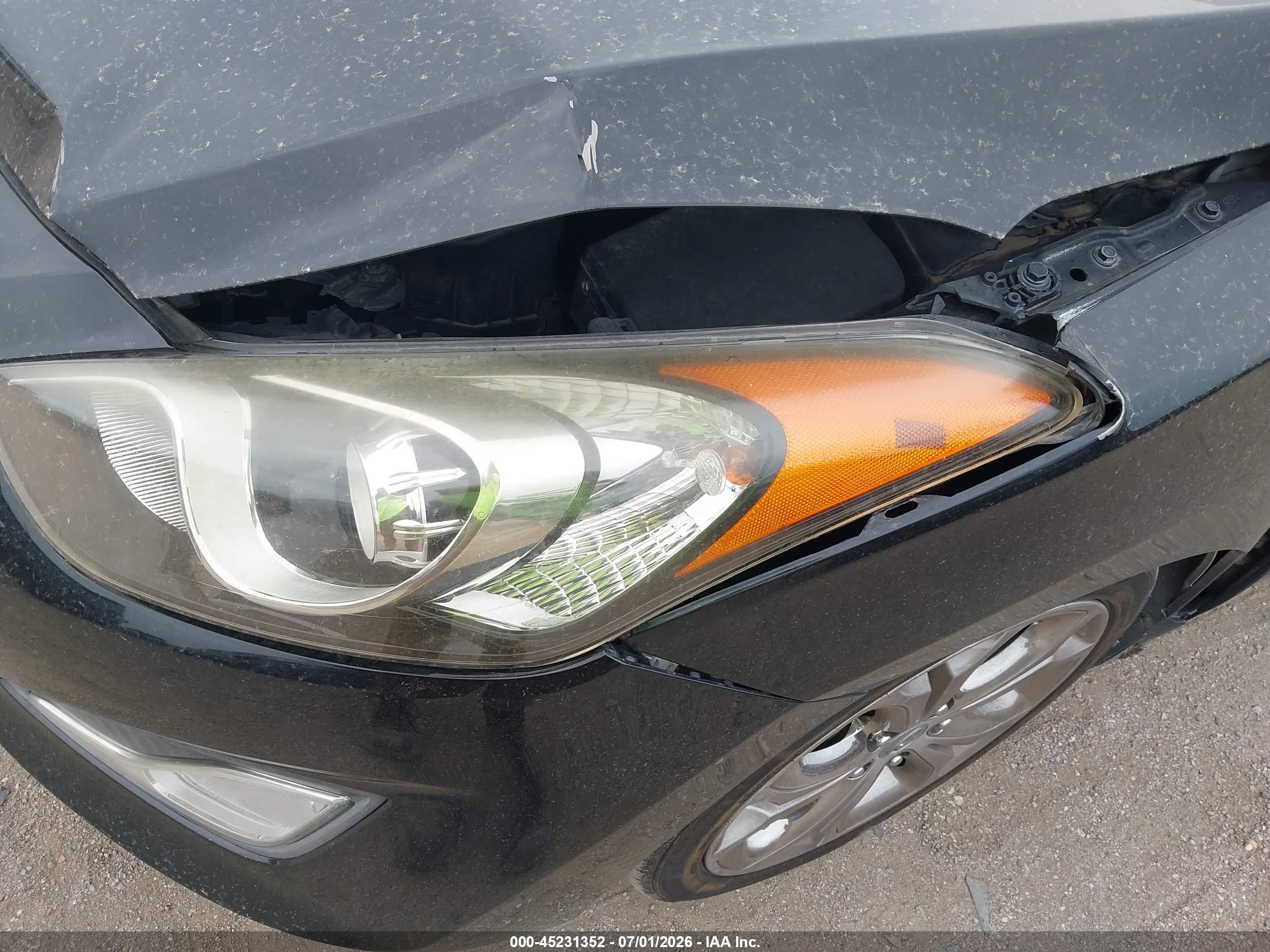 2013 Hyundai Elantra Gt   Black vin: KMHD35LE2DU060207