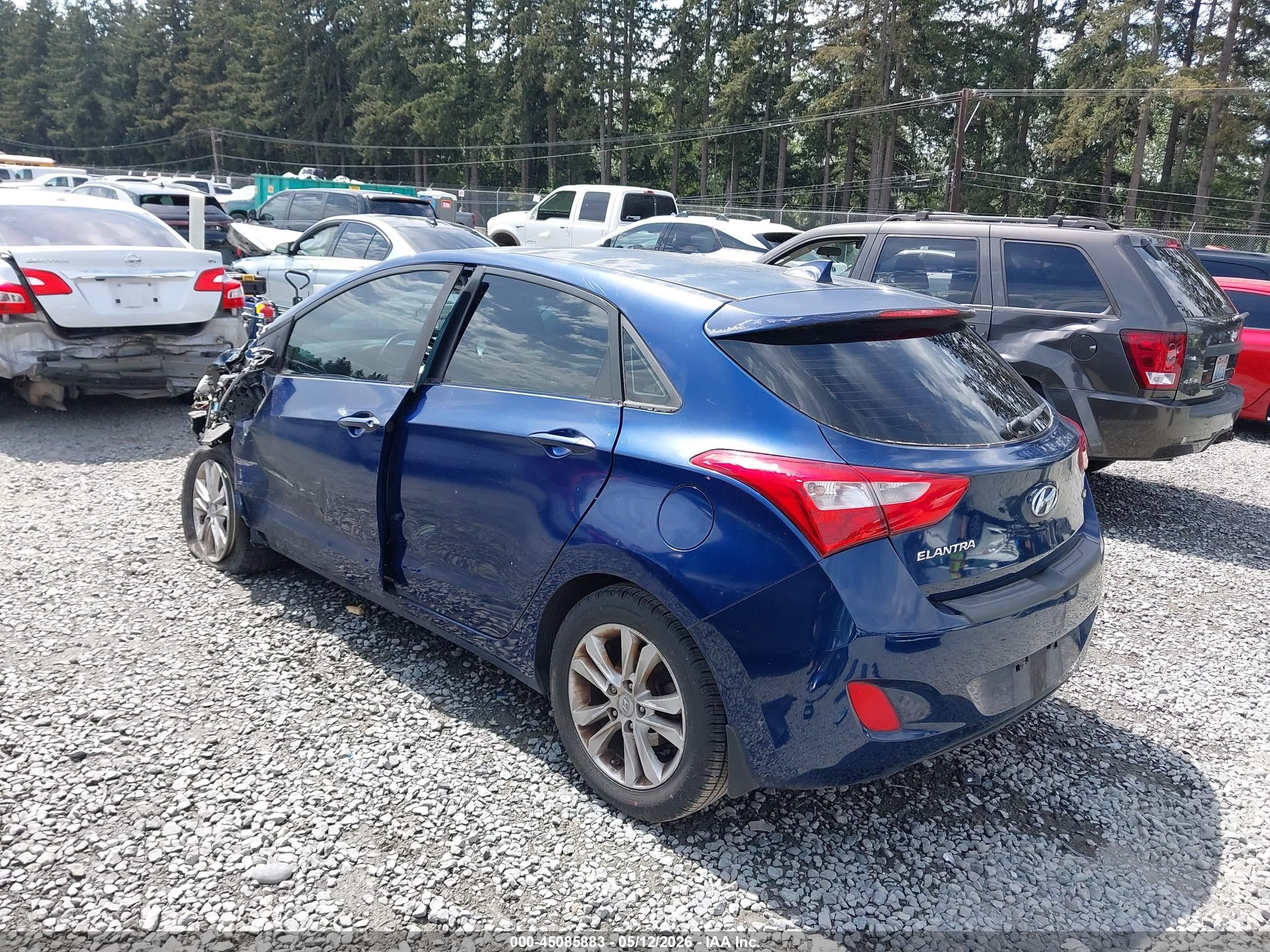 2013 Hyundai Elantra Gt   Blue vin: KMHD35LE2DU080716