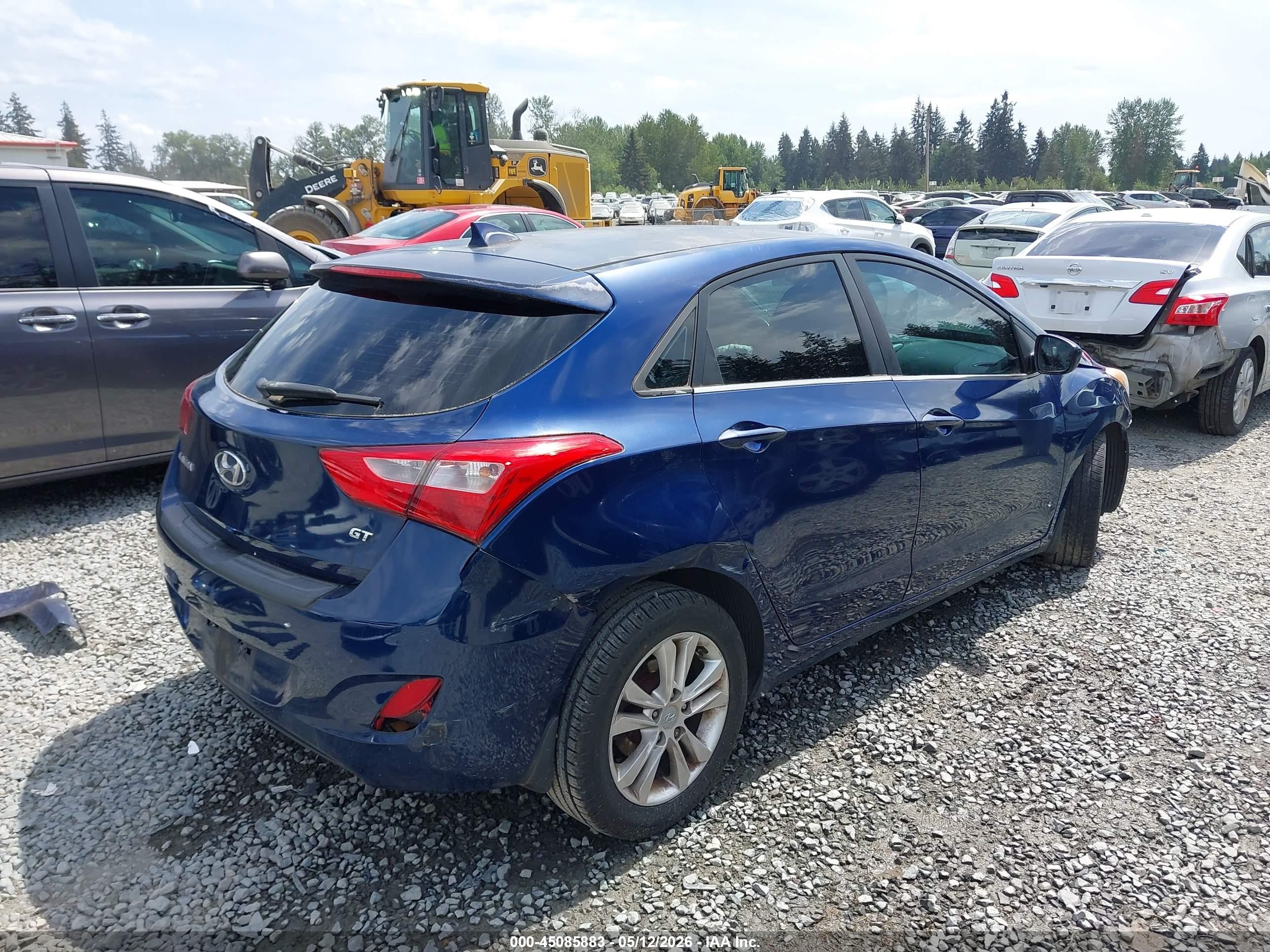 2013 Hyundai Elantra Gt   Blue vin: KMHD35LE2DU080716