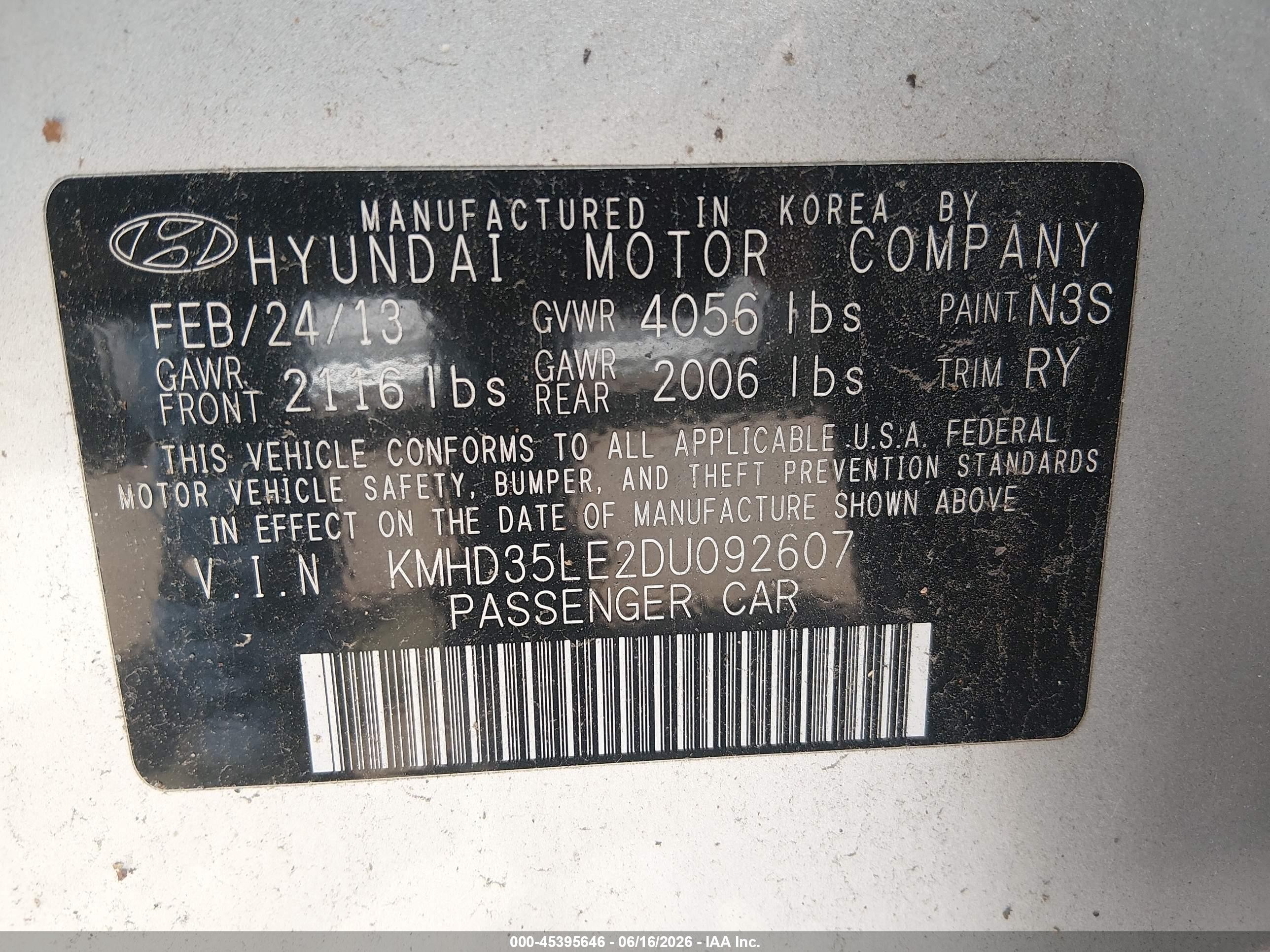 2013 Hyundai Elantra Gt   Silver vin: KMHD35LE2DU092607
