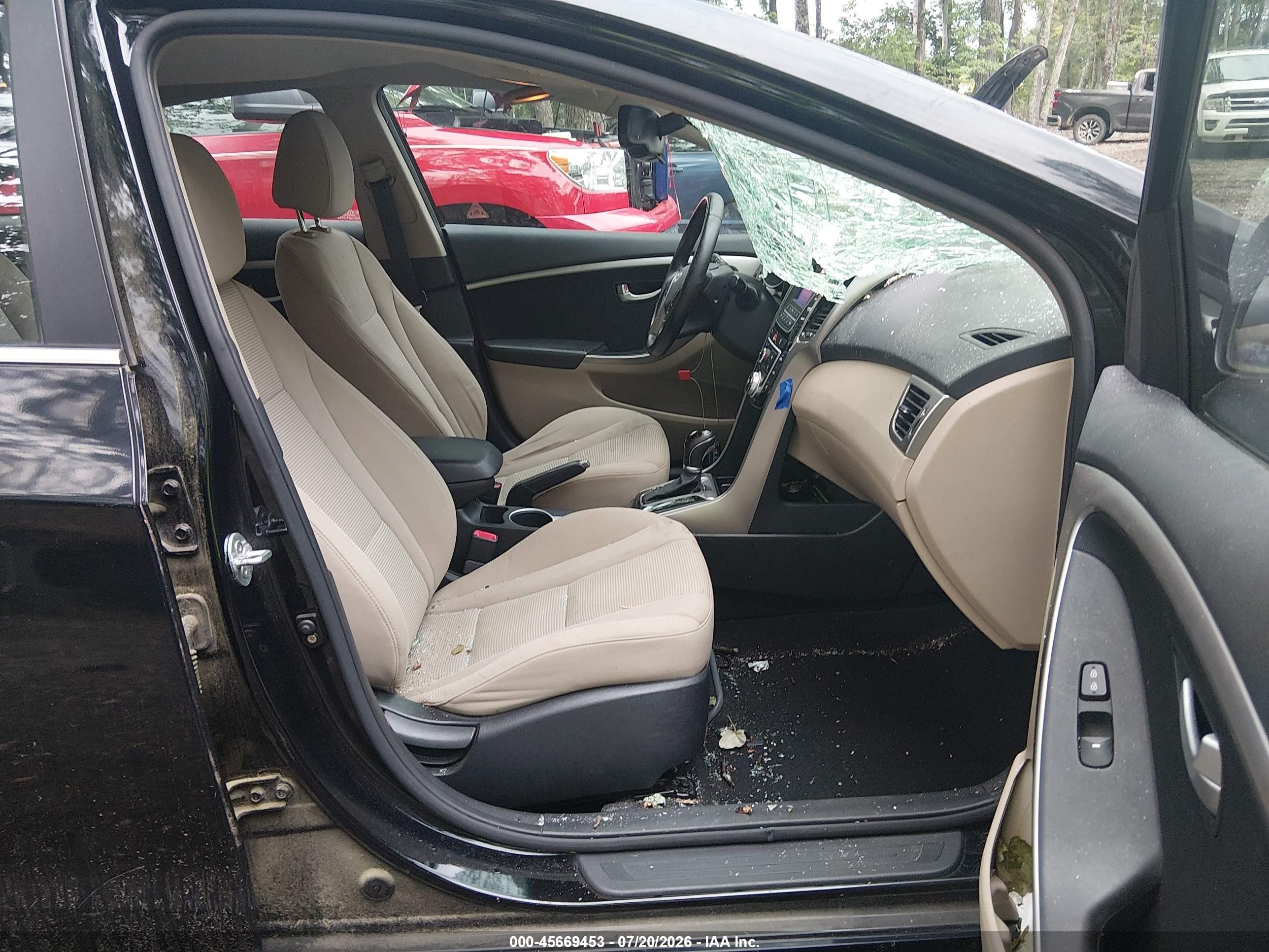 2013 Hyundai Elantra Gt   Черный vin: KMHD35LE2DU094518
