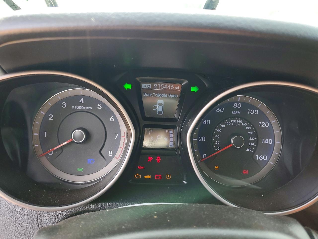 2013 Hyundai Elantra Gt Base Silver vin: KMHD35LE2DU099251