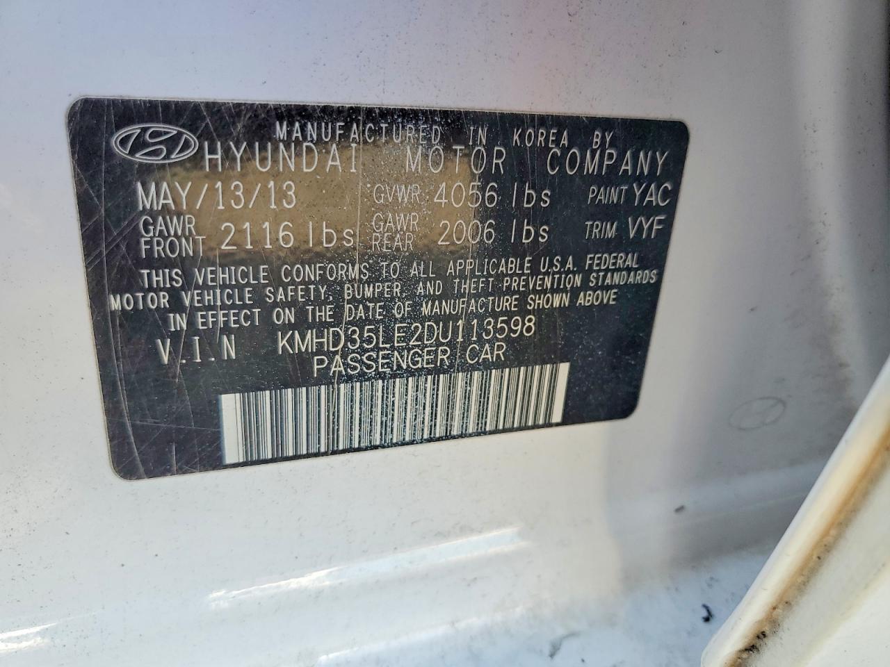 2013 Hyundai Elantra Gt Base White vin: KMHD35LE2DU113598