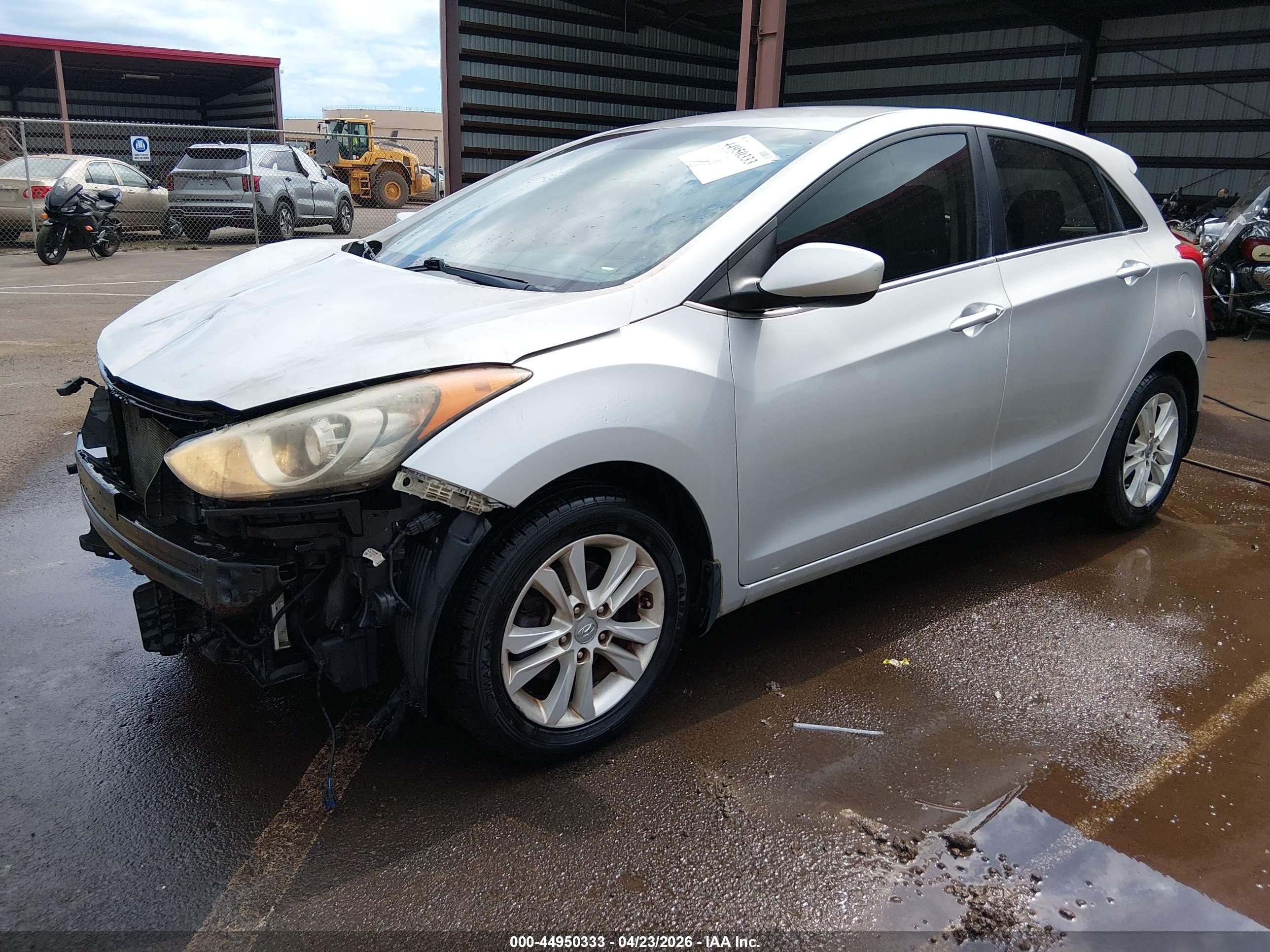 2013 Hyundai Elantra Gt   Silver vin: KMHD35LE2DU134290