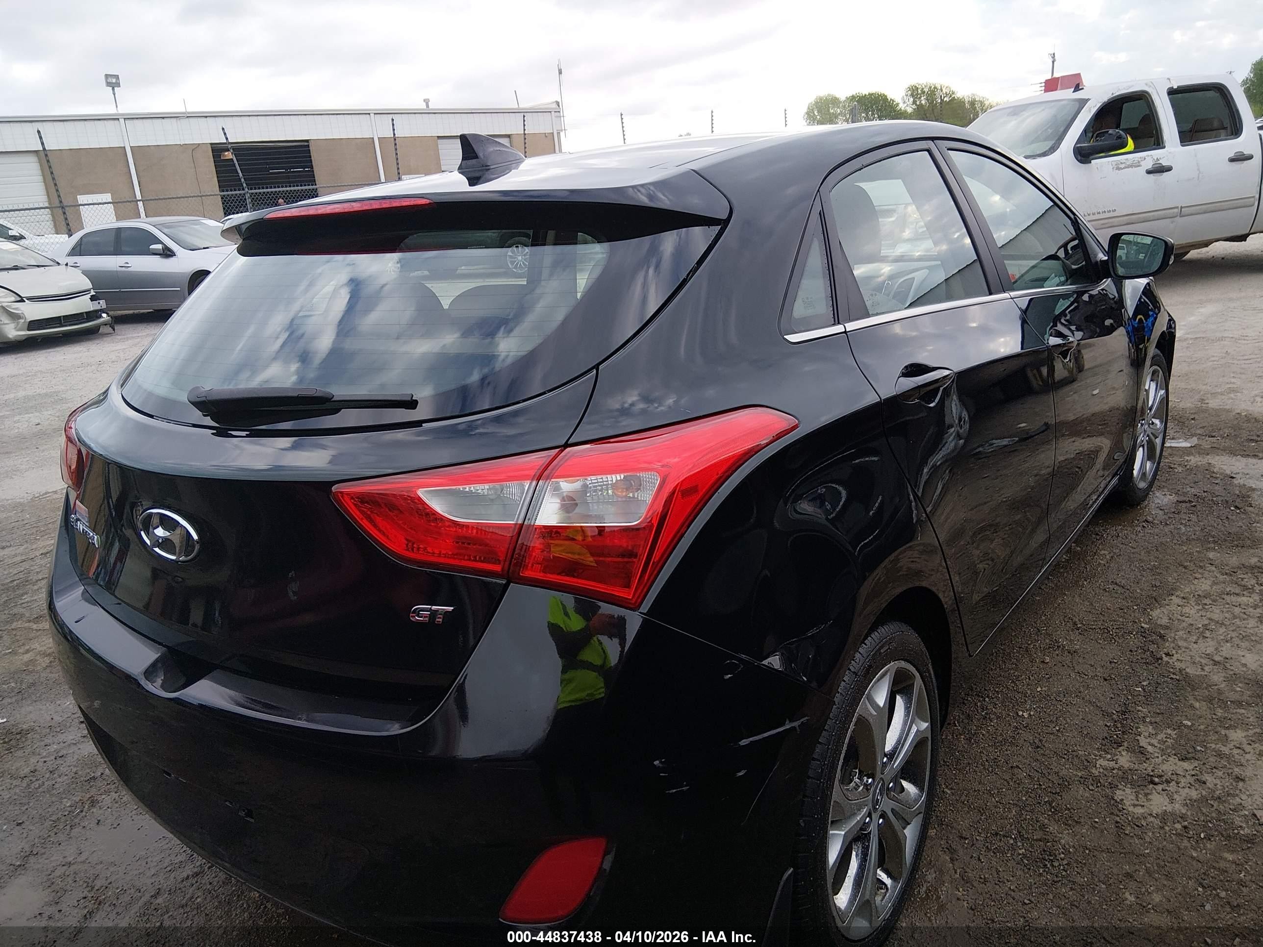 2013 Hyundai Elantra Gt   Black vin: KMHD35LE2DU141451