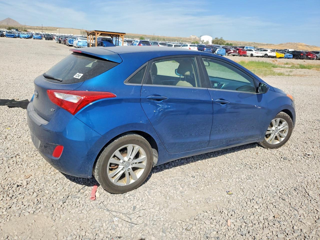2013 Hyundai Elantra Gt Base Blue vin: KMHD35LE2DU150084