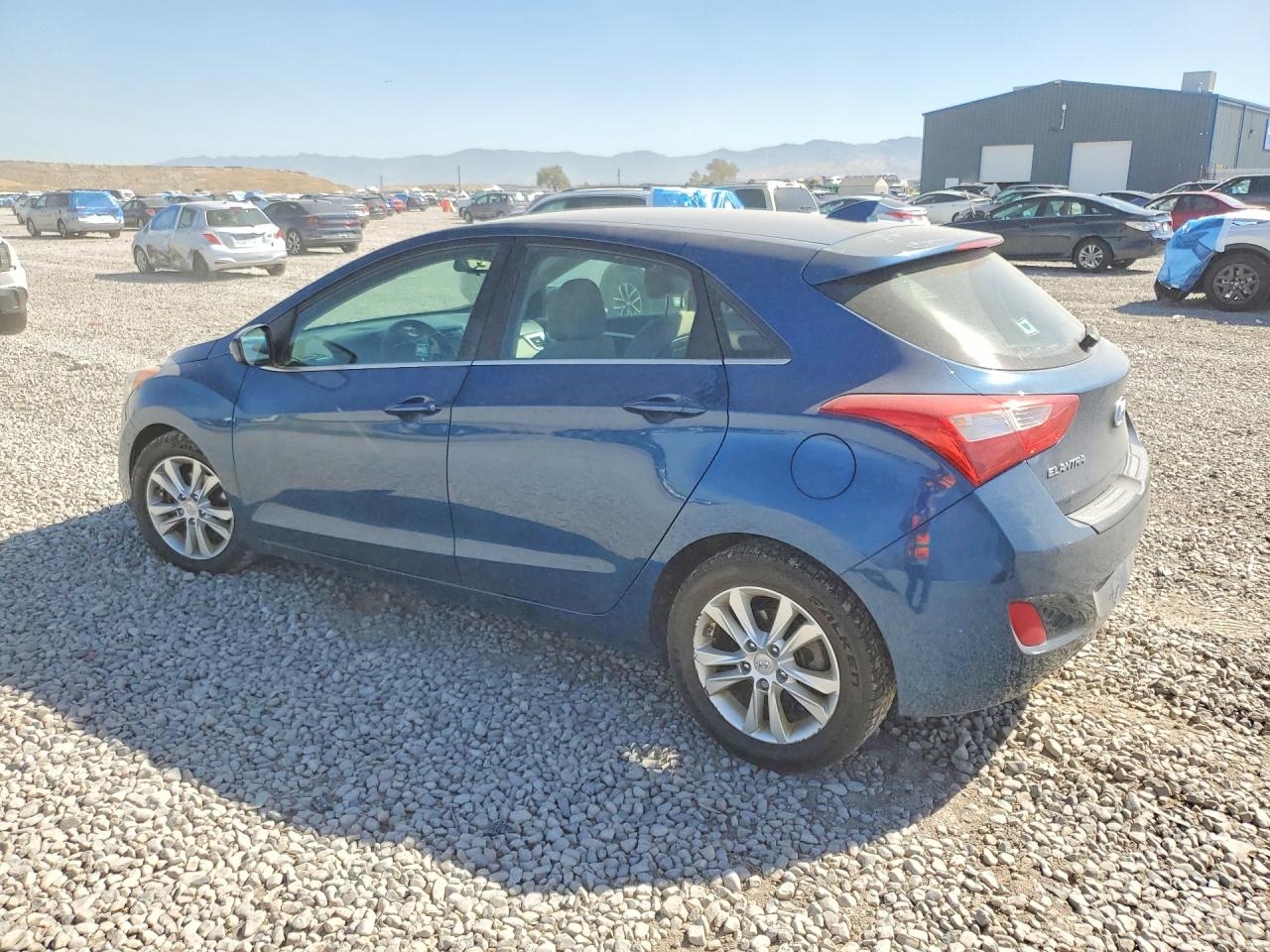 2013 Hyundai Elantra Gt Base Blue vin: KMHD35LE2DU150084