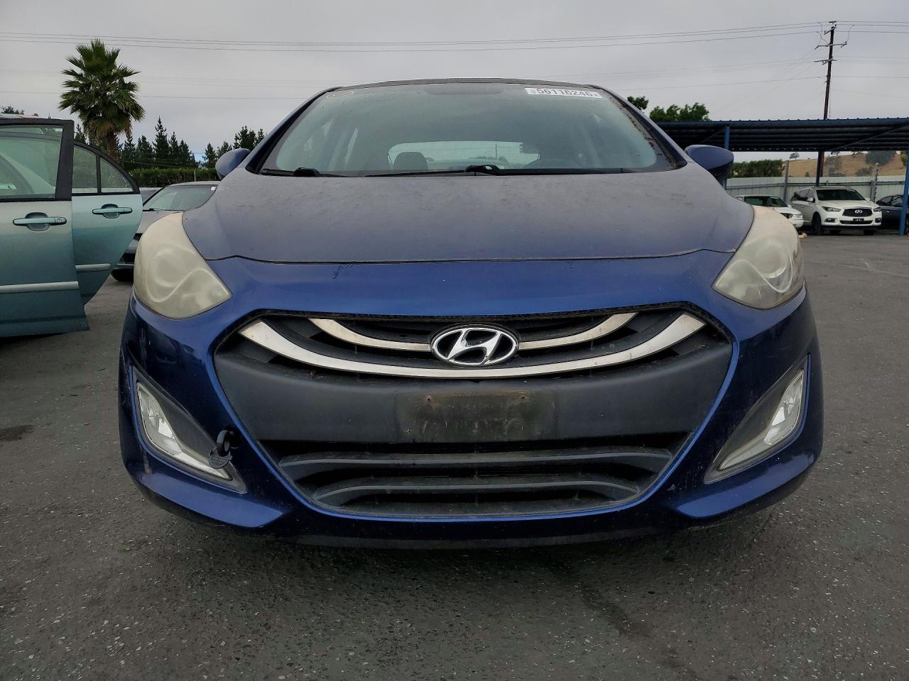 2013 Hyundai Elantra Gt Base Blue vin: KMHD35LE3DU025272