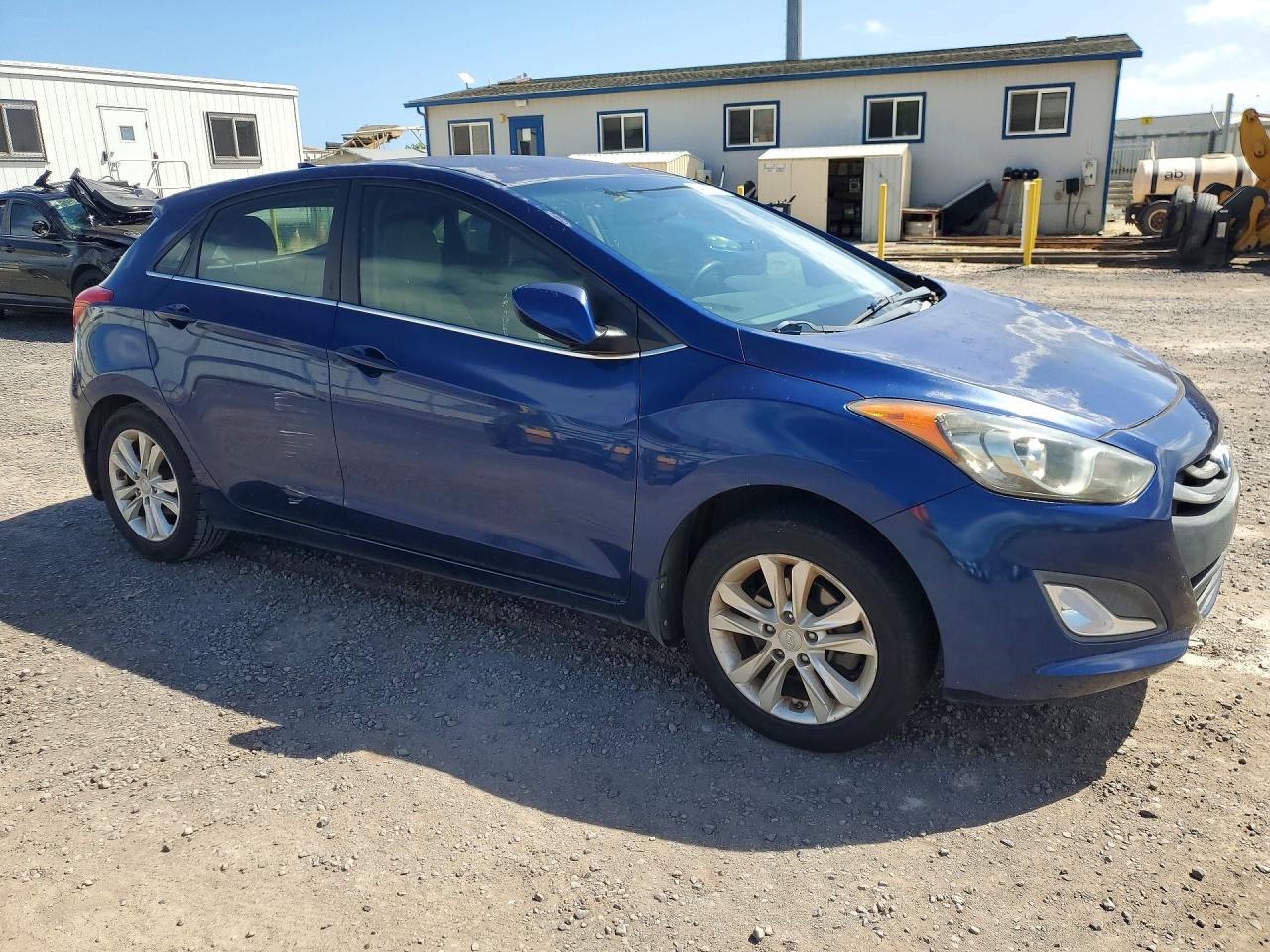 2013 Hyundai Elantra Gt Base Blue vin: KMHD35LE3DU053475
