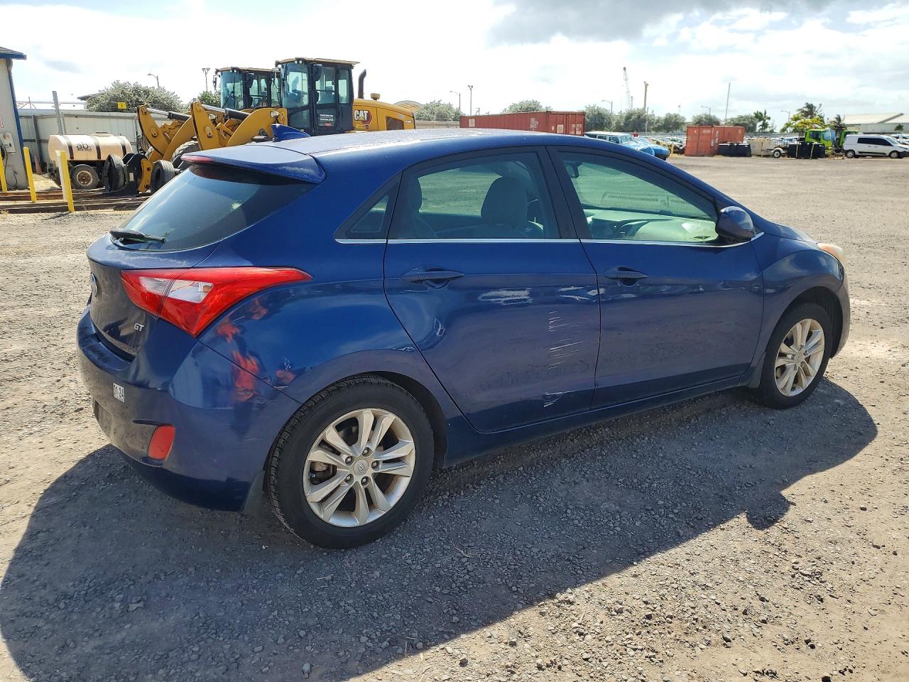 2013 Hyundai Elantra Gt Base Blue vin: KMHD35LE3DU053475