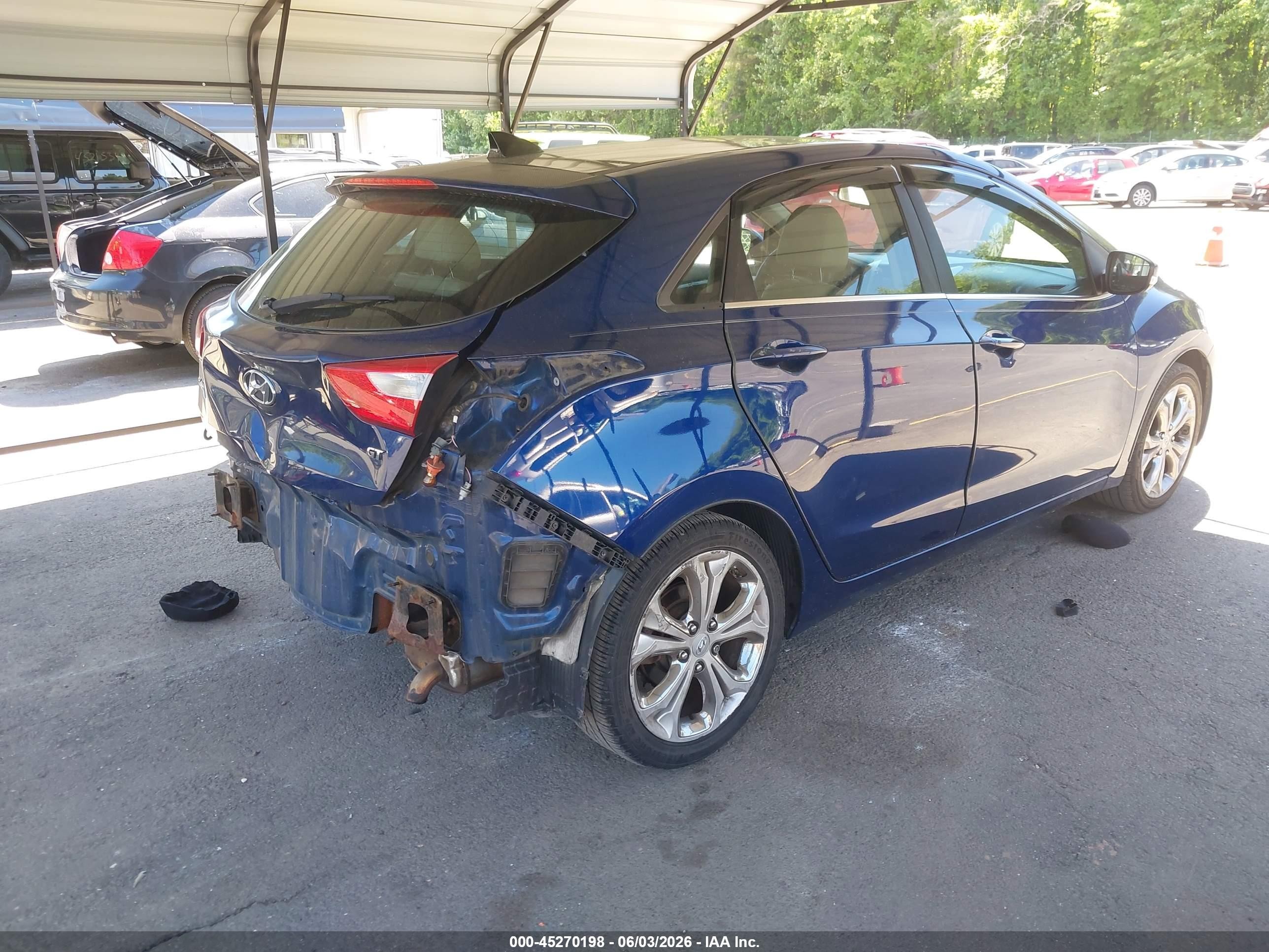 2013 Hyundai Elantra Gt   Blue vin: KMHD35LE3DU056506