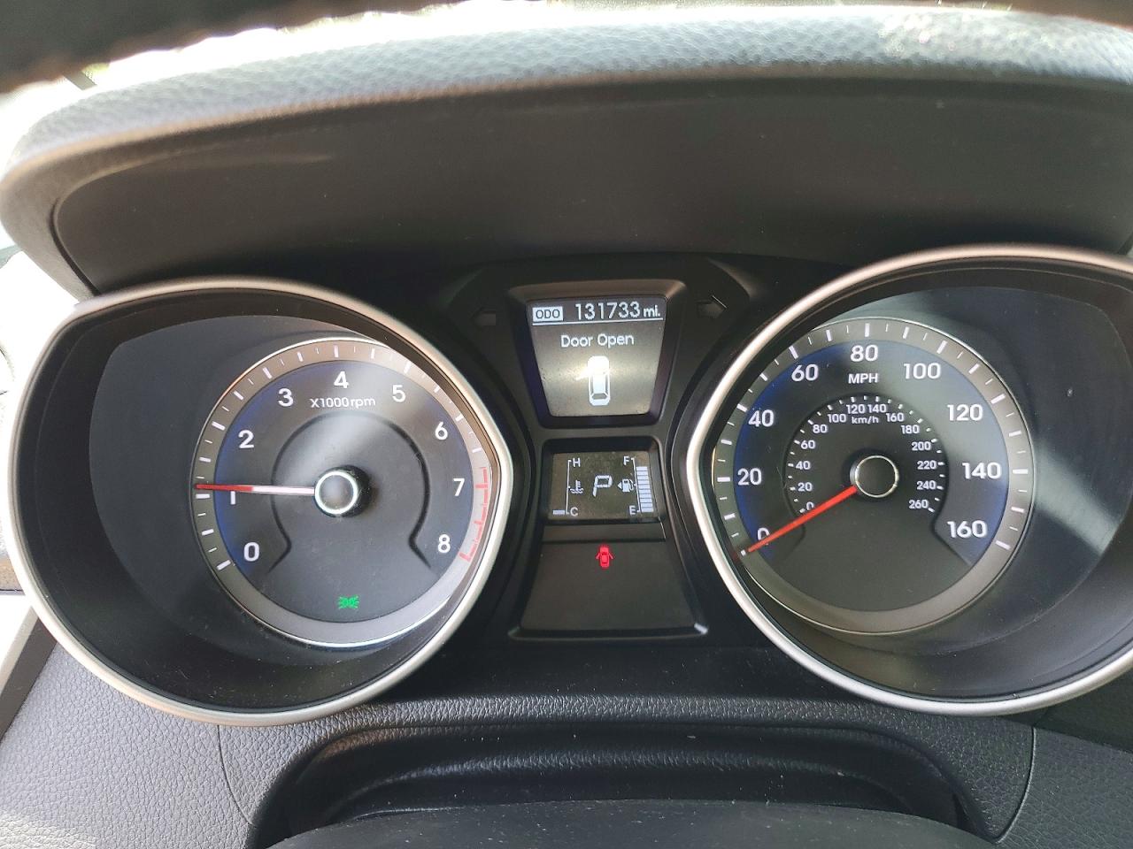 2013 Hyundai Elantra Gt Base White vin: KMHD35LE3DU066825