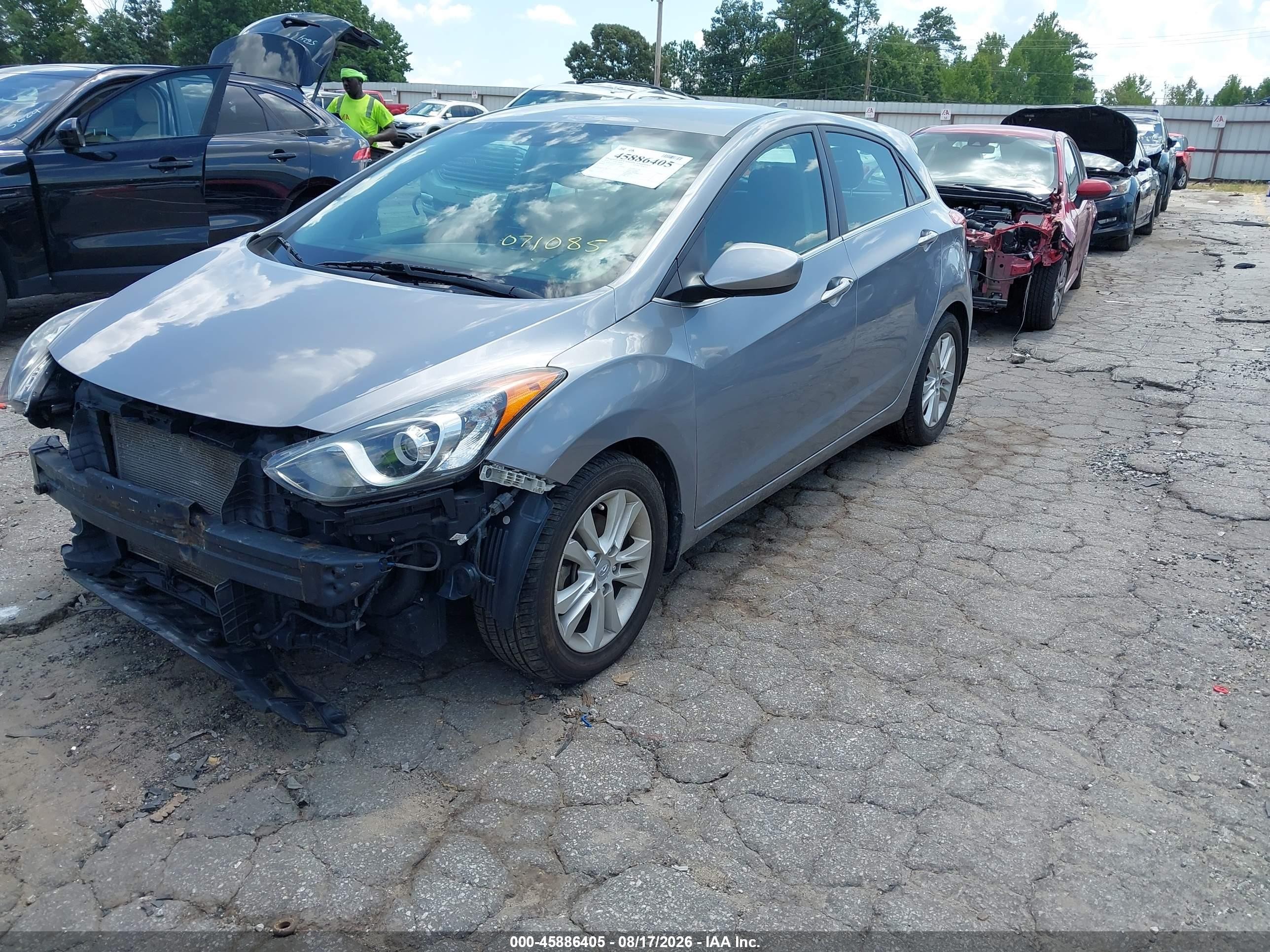 2013 Hyundai Elantra Gt   Gray vin: KMHD35LE3DU071085