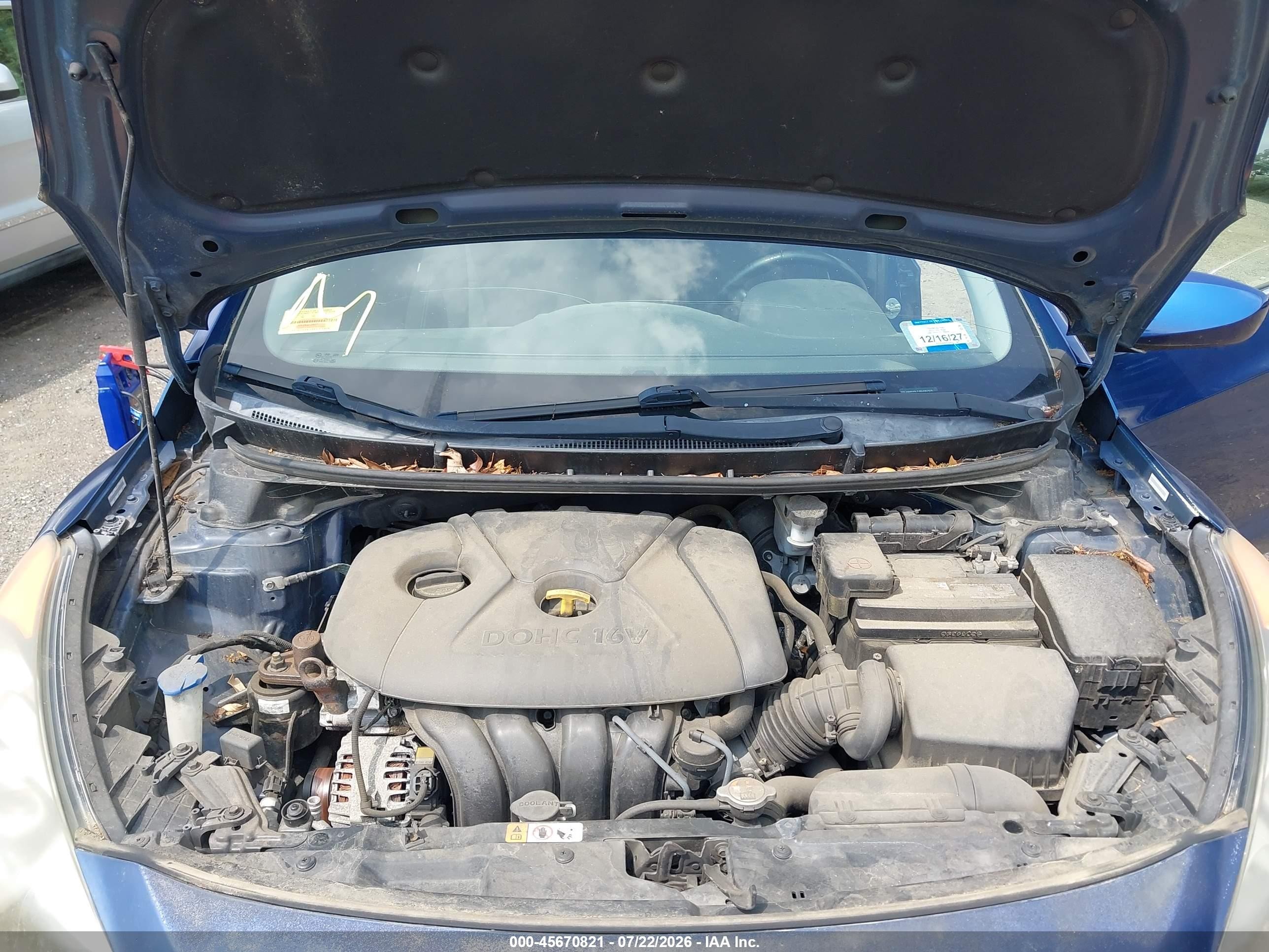 2013 Hyundai Elantra Gt   Blue vin: KMHD35LE3DU082975