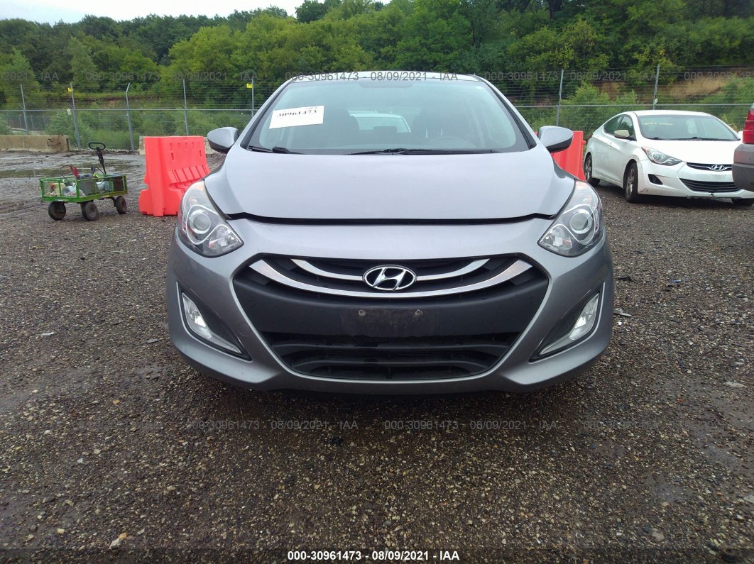 2013 Hyundai Elantra Gt Gray vin: KMHD35LE3DU083298