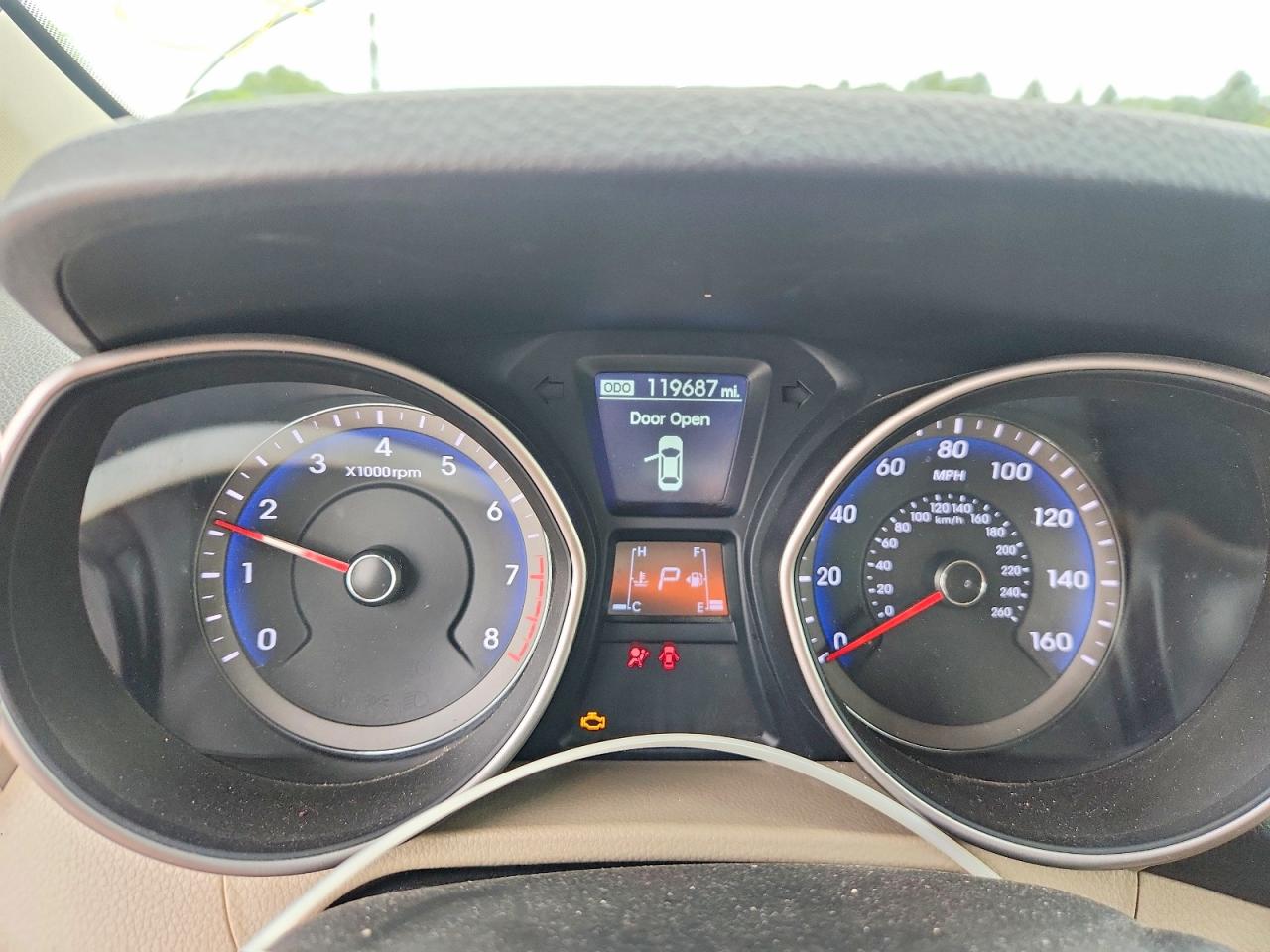 2013 Hyundai Elantra Gt Base Белый vin: KMHD35LE3DU102982