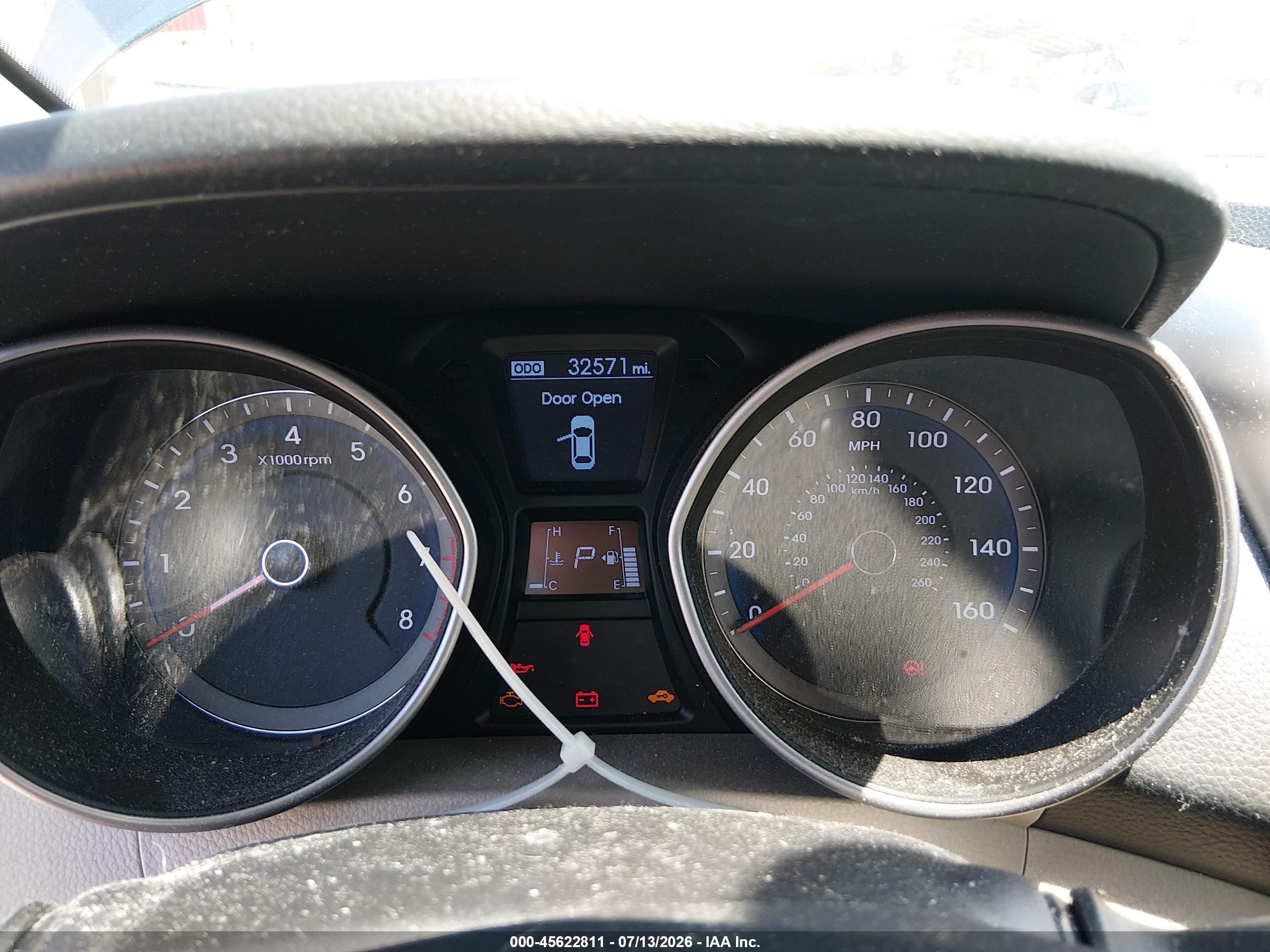 2013 Hyundai Elantra Gt   Blue vin: KMHD35LE3DU111732