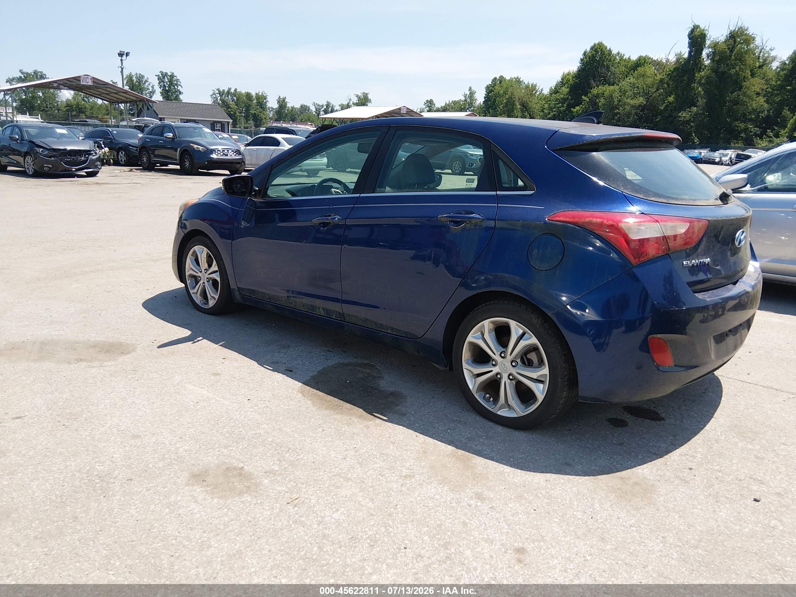 2013 Hyundai Elantra Gt   Blue vin: KMHD35LE3DU111732