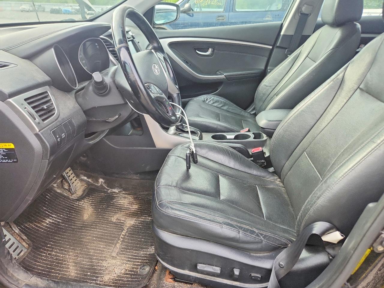 2013 Hyundai Elantra Gt Base Black vin: KMHD35LE3DU124562