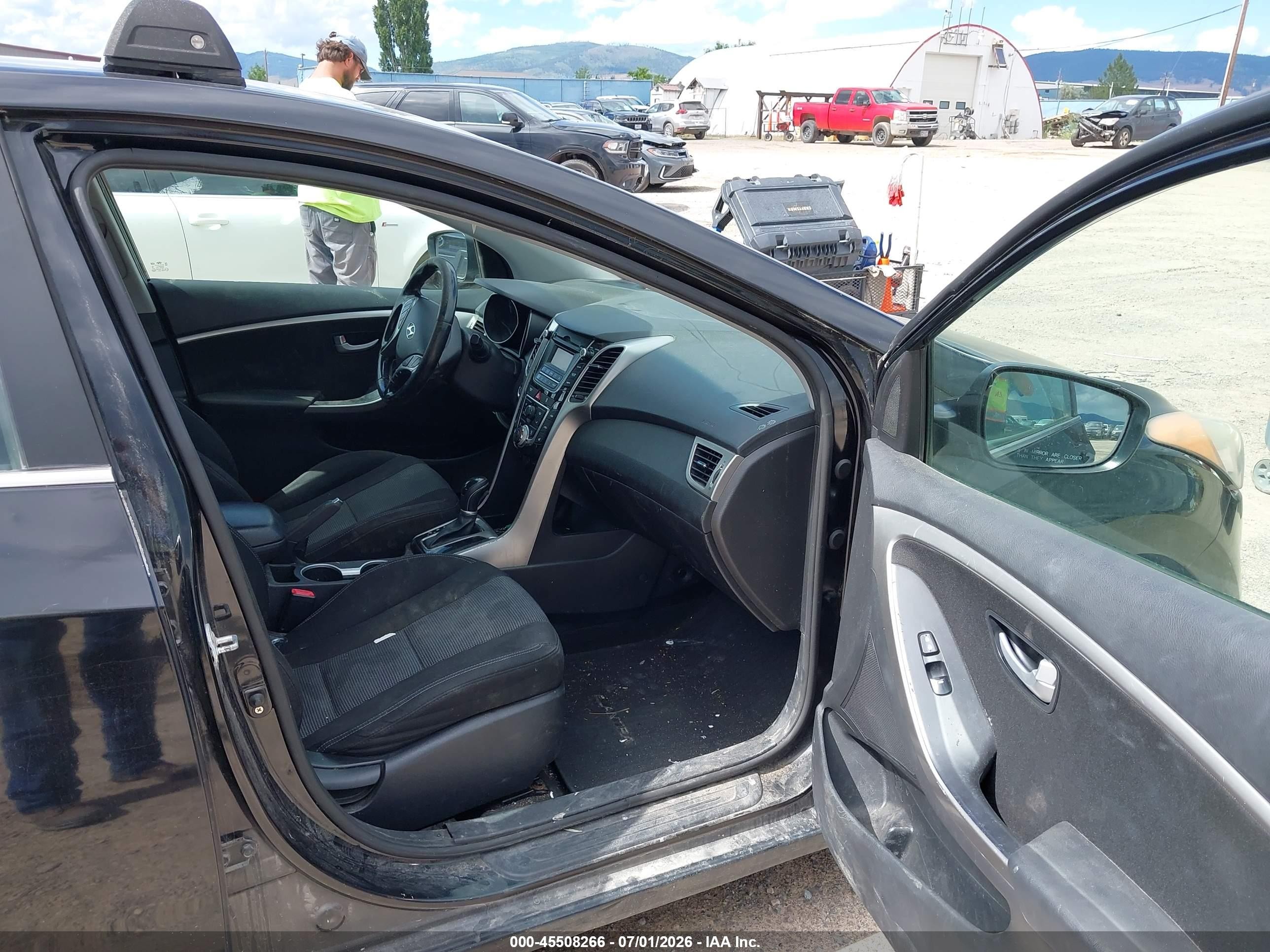 2013 Hyundai Elantra Gt   Черный vin: KMHD35LE3DU152393