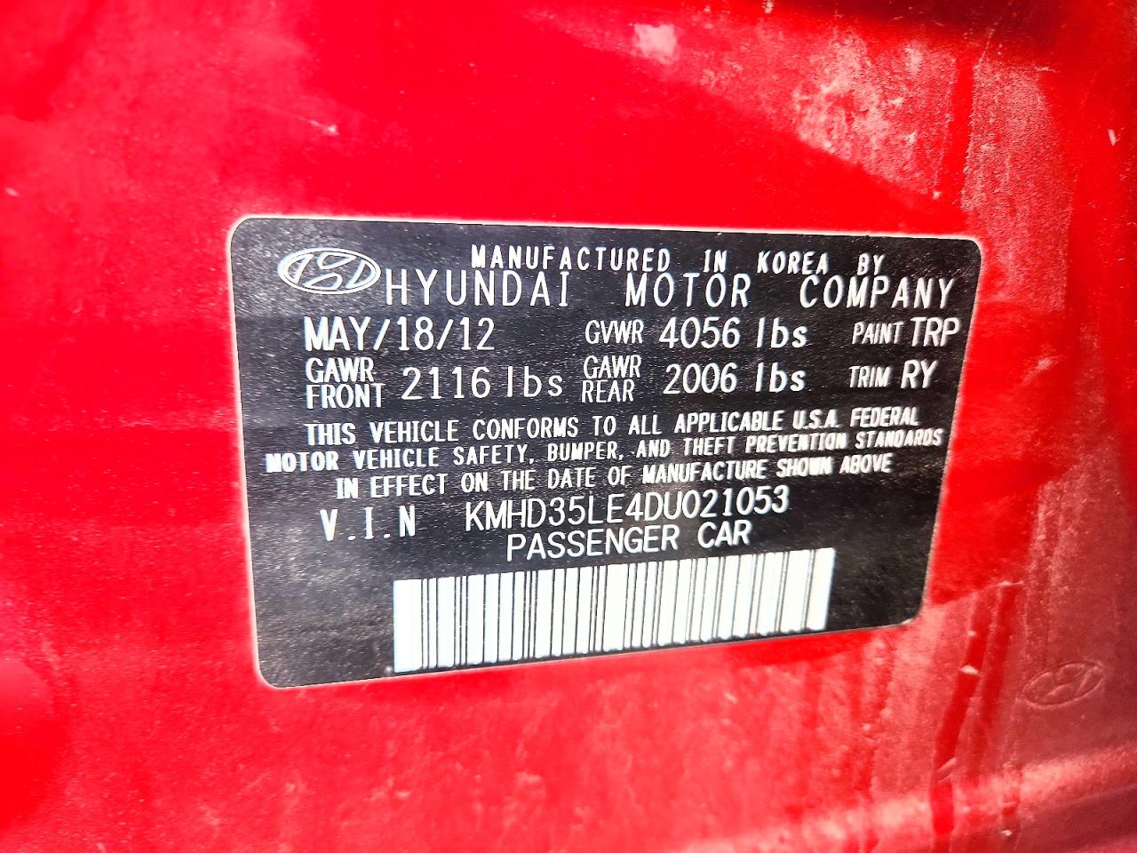 2013 Hyundai Elantra Gt Base Red vin: KMHD35LE4DU021053