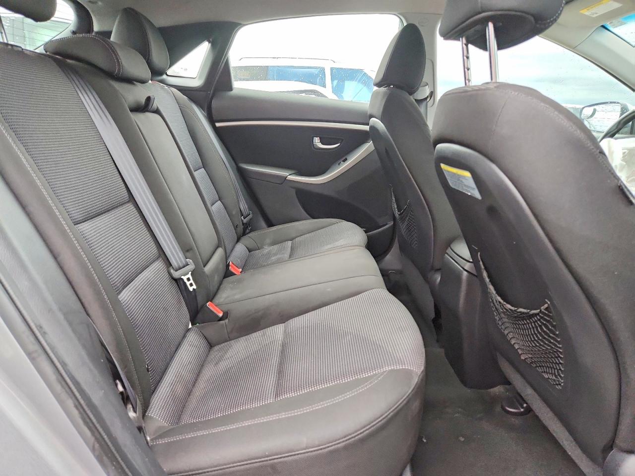 2013 Hyundai Elantra Gt Gray vin: KMHD35LE4DU023885