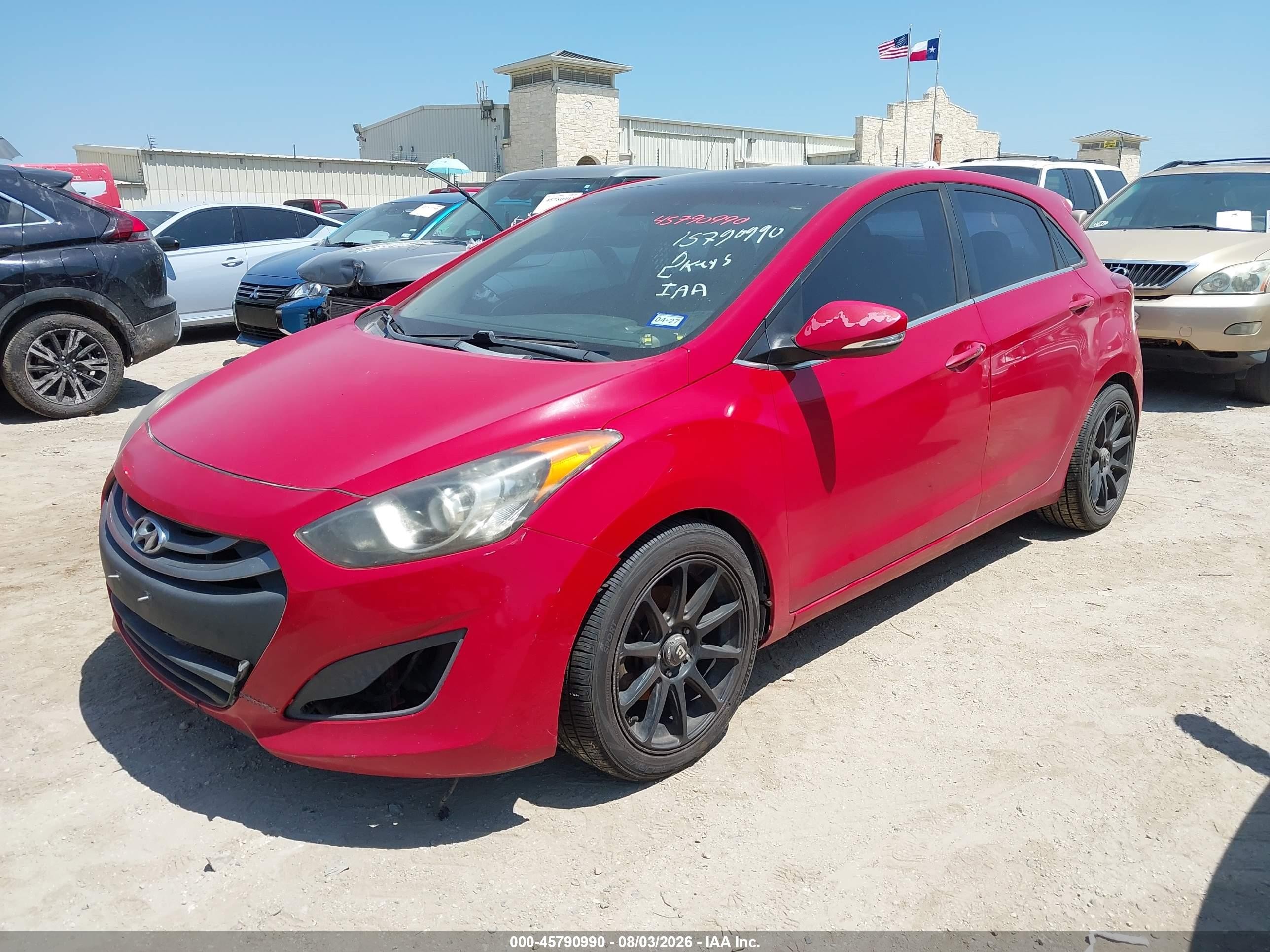 2013 Hyundai Elantra Gt   Red vin: KMHD35LE4DU052609