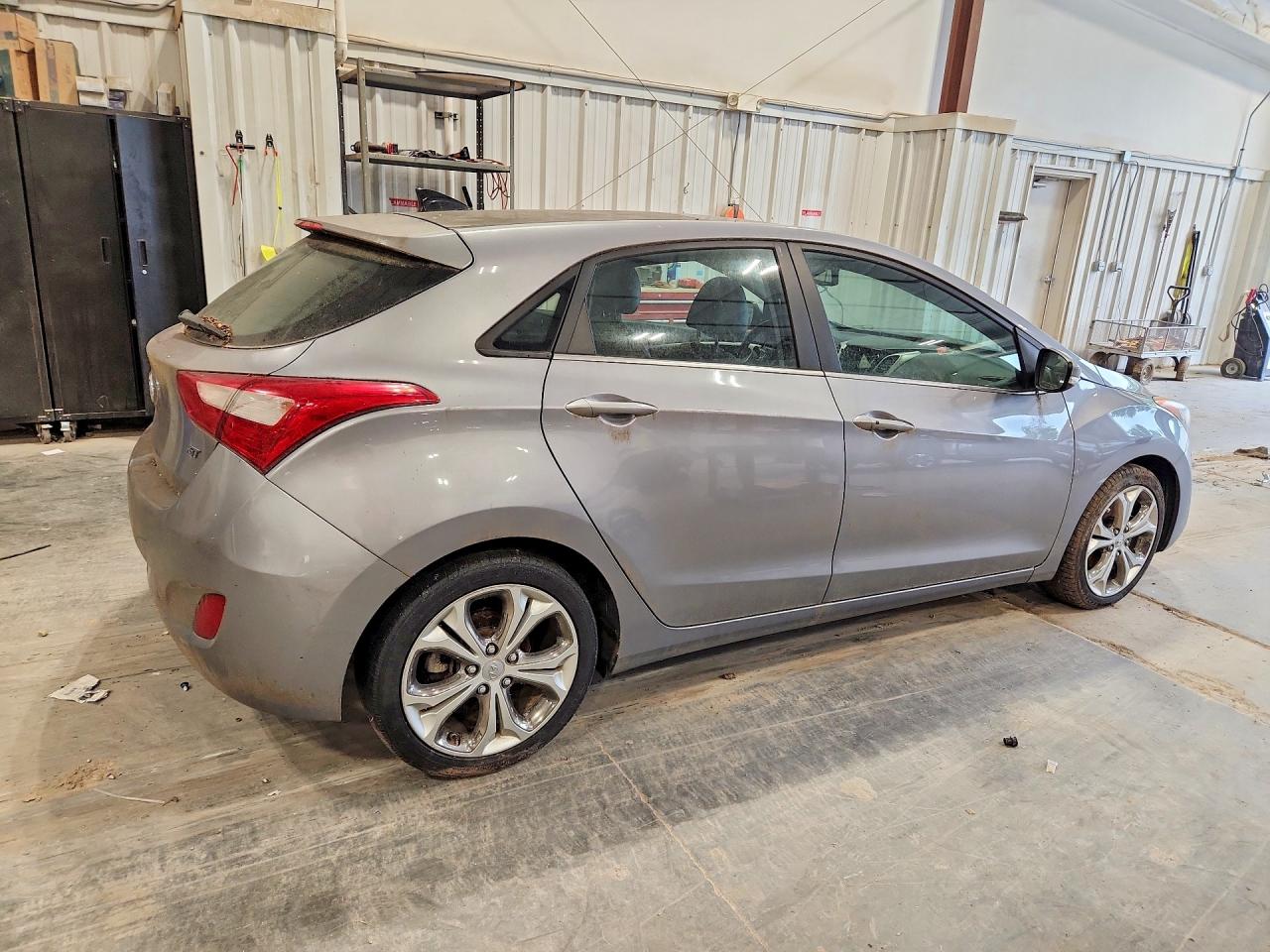 2013 Hyundai Elantra Gt Base Gray vin: KMHD35LE4DU053579