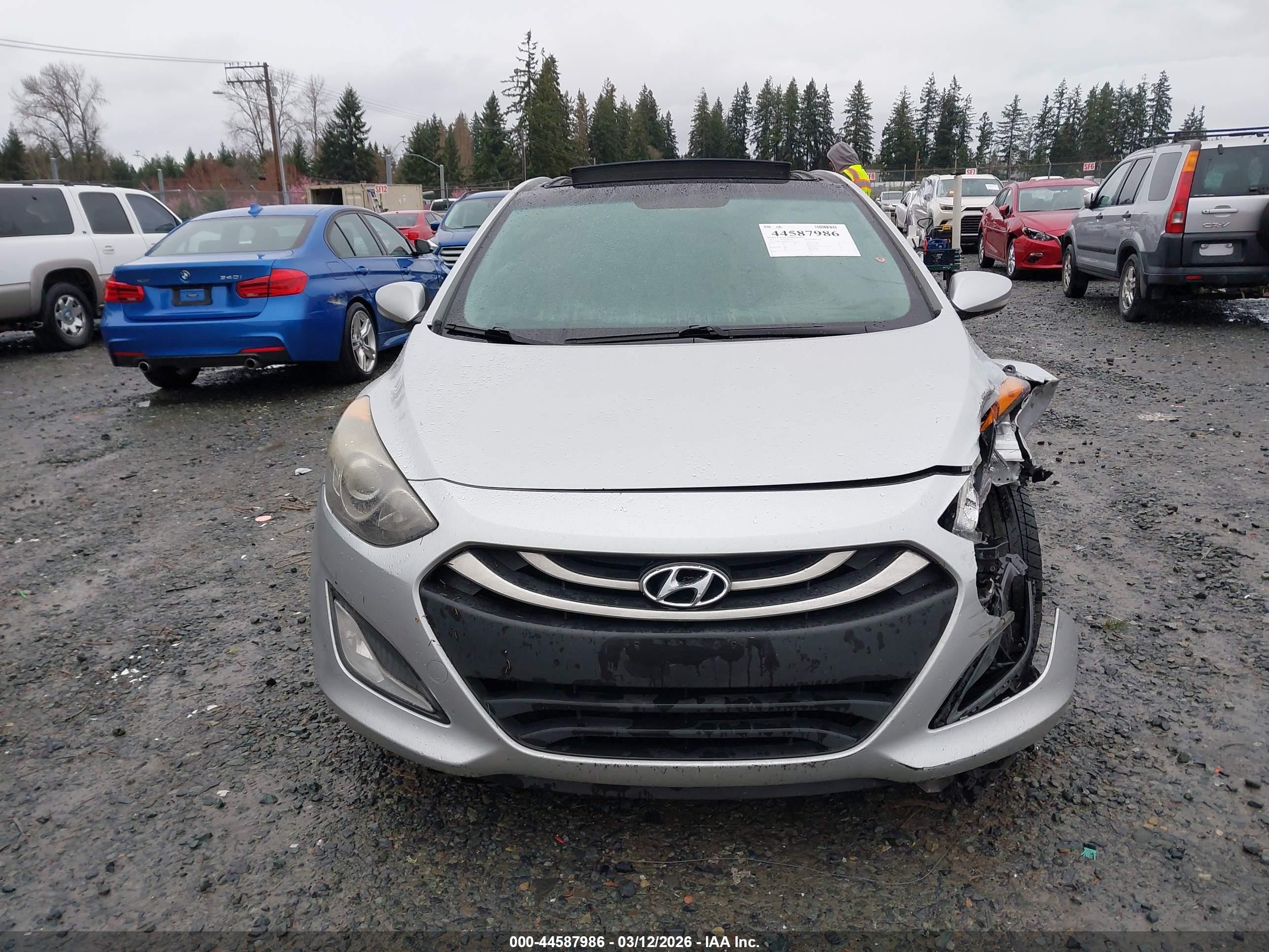2013 Hyundai Elantra Gt   Gray vin: KMHD35LE4DU057762